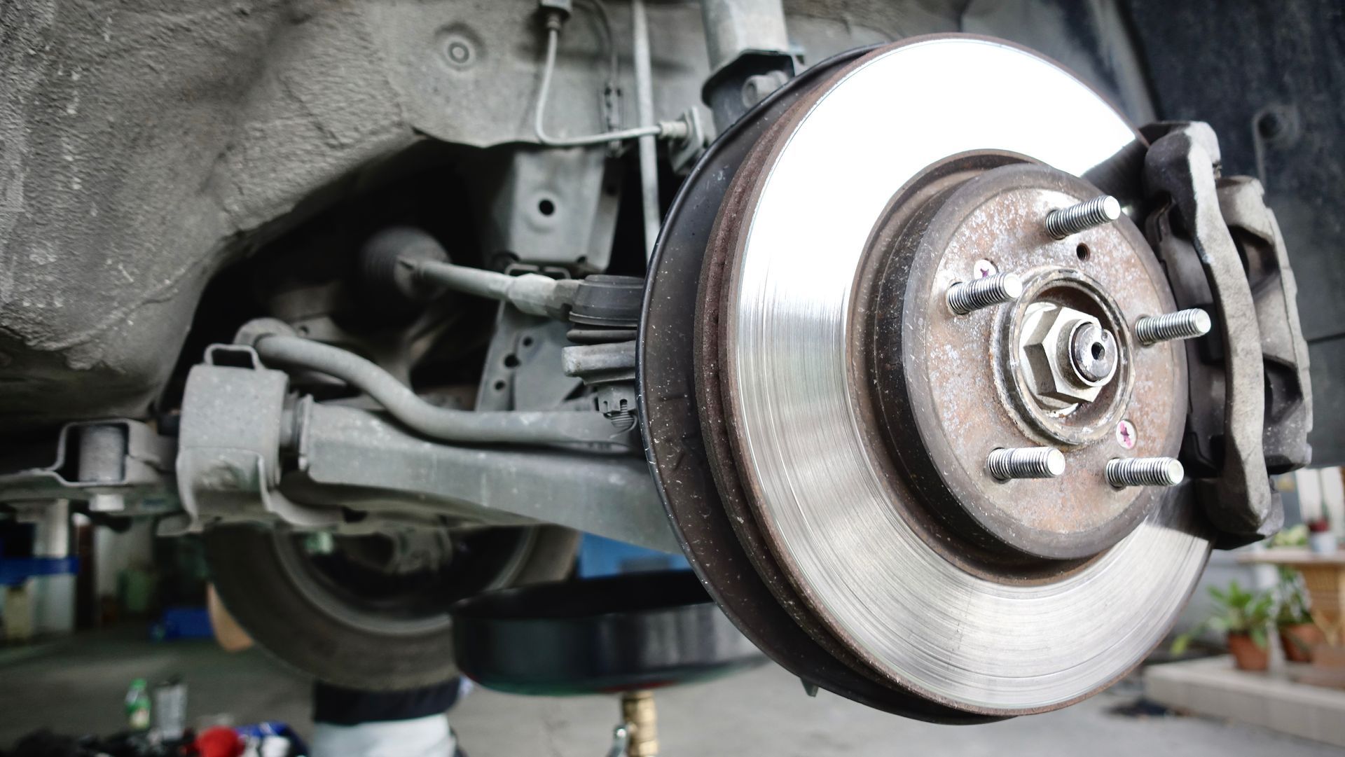The Importance of Brake Inspections For Keeping Your Vehicle Safe on The Road | Amigo Auto Repairs
