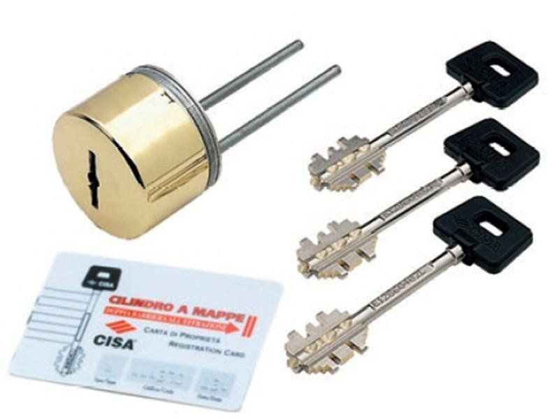 chiavi e serratura