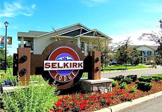 Selkirk Lodge