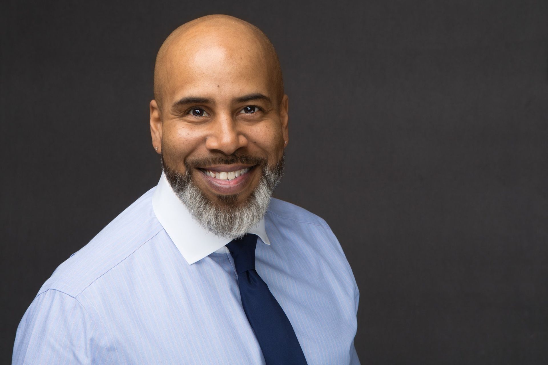 Headshots Photographer. — Evanston, IL — Bordeaux Studio