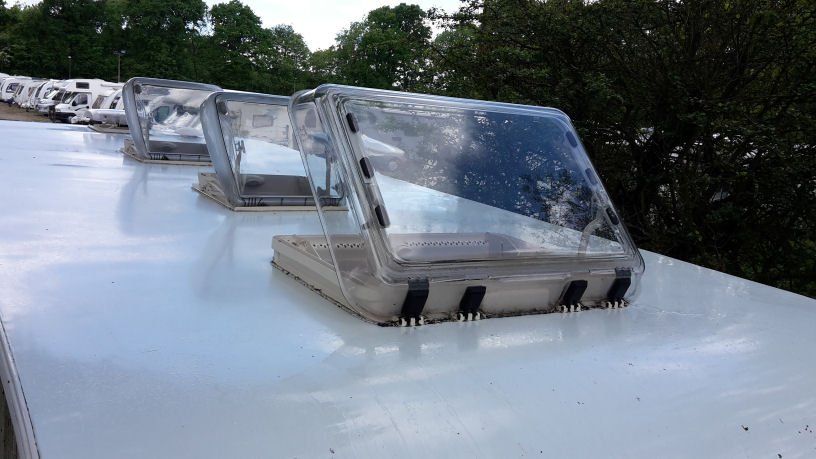 Caravan Roof Skylights Cleaned Gatwick Club Site