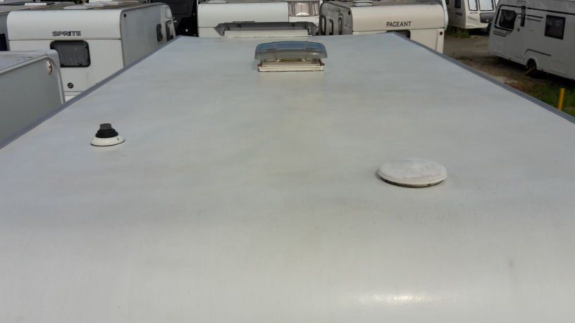Caravan Cleaner Polishing