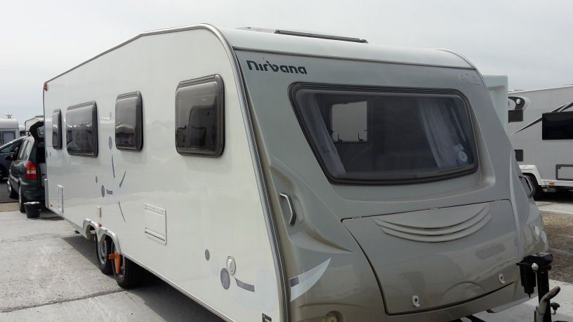 Touring Caravan Polishing