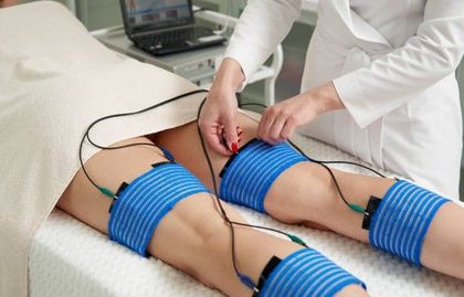 electro muscle toner treatment on legs