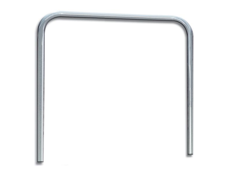 Un primo piano di una barra di metallo su uno sfondo bianco.