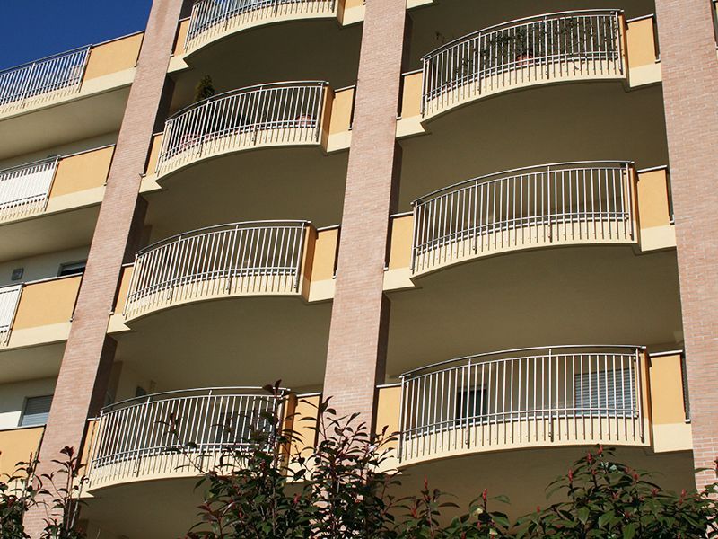 Parapetti e balconi in acciaio inox piacenza e parma sky tech