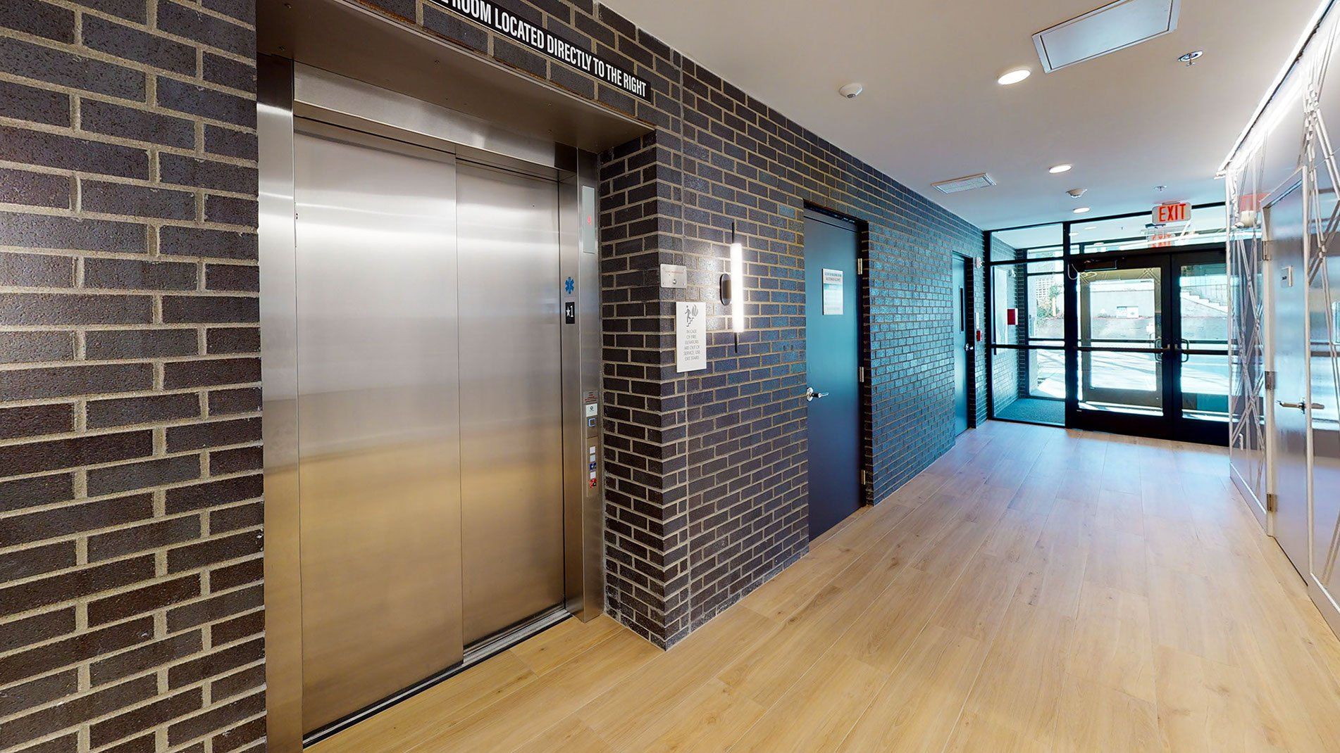 28 MECHANIC - Kitchen