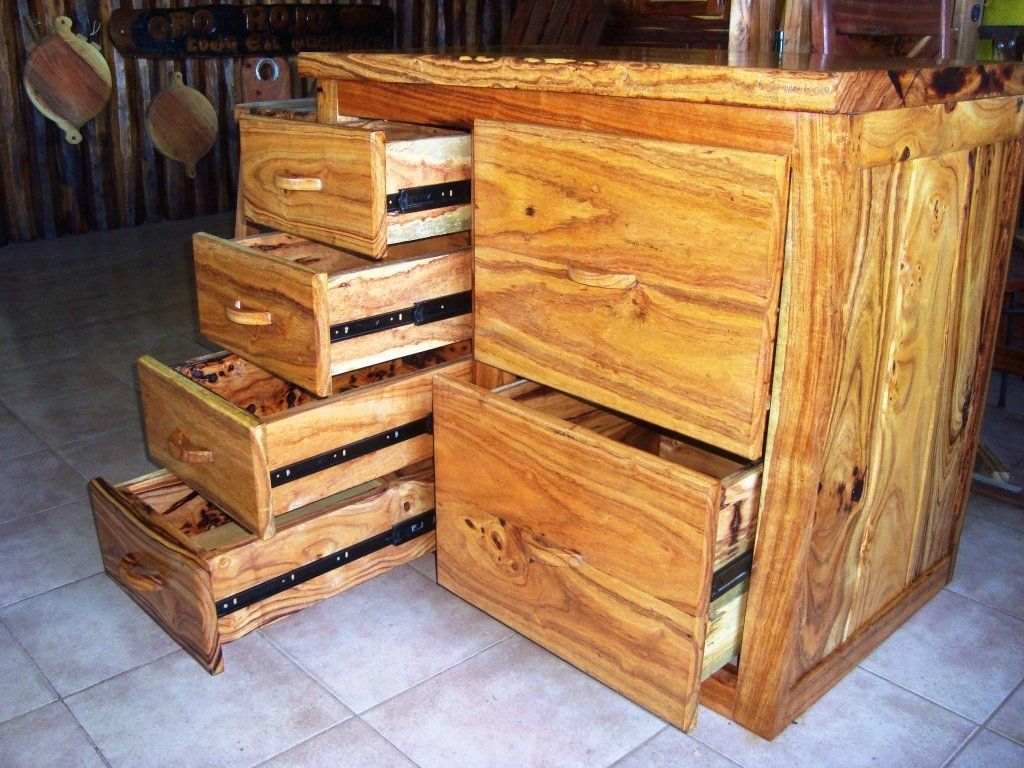 TODO EN QUEBRACHO ORO ROJO