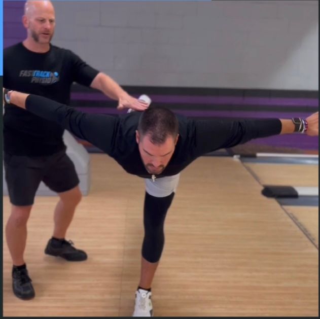 Man Doing Single Leg - Chicago, IL - Fast Track Physio