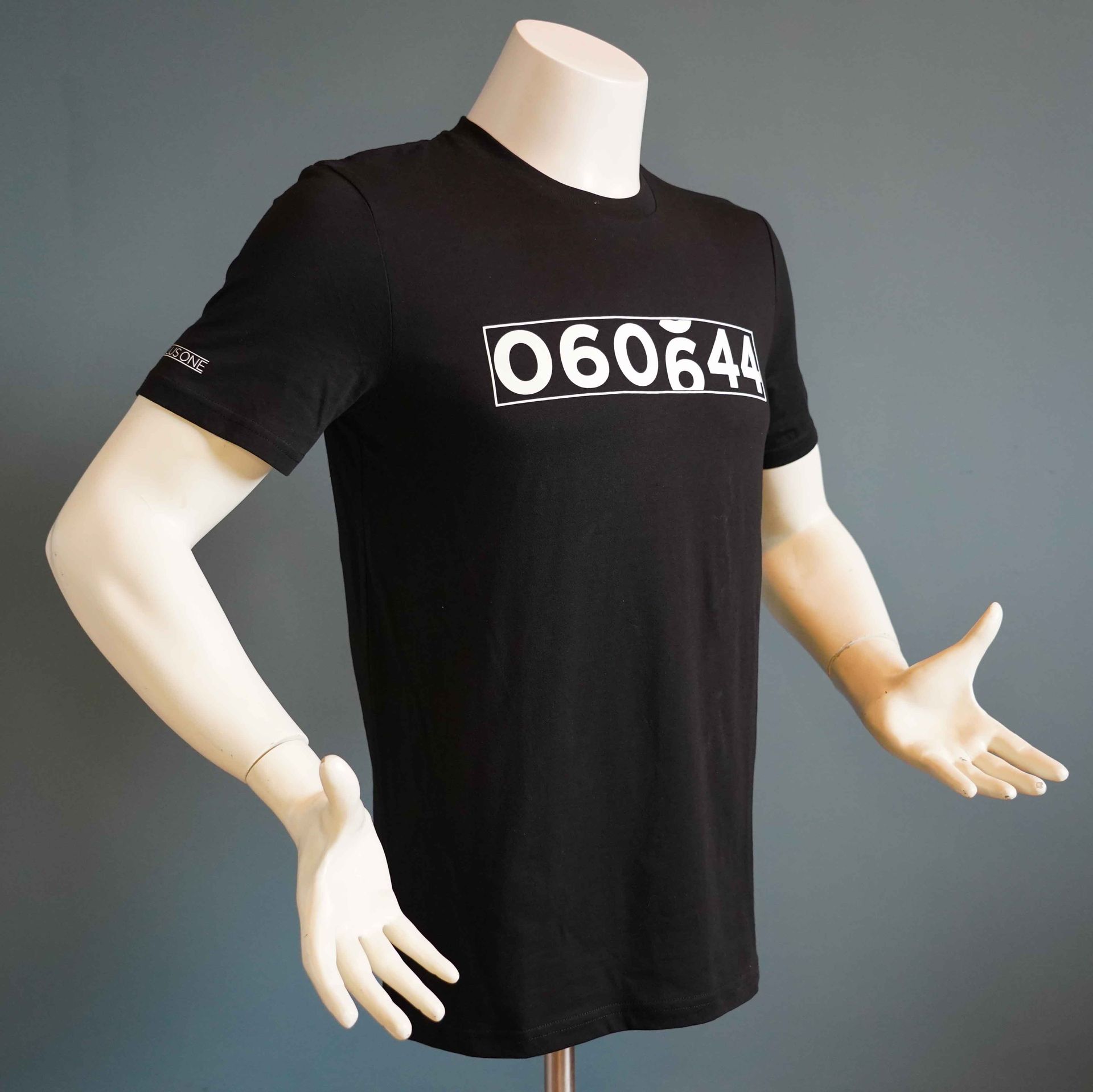 T-Shirt 060644 - Black