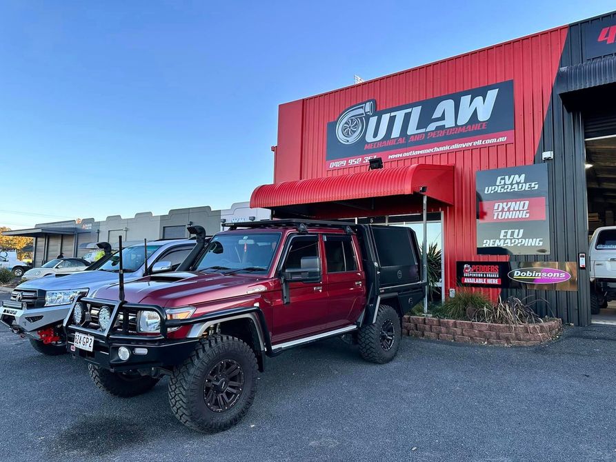 4WD brown car - Outlaw Mechanical & Performance