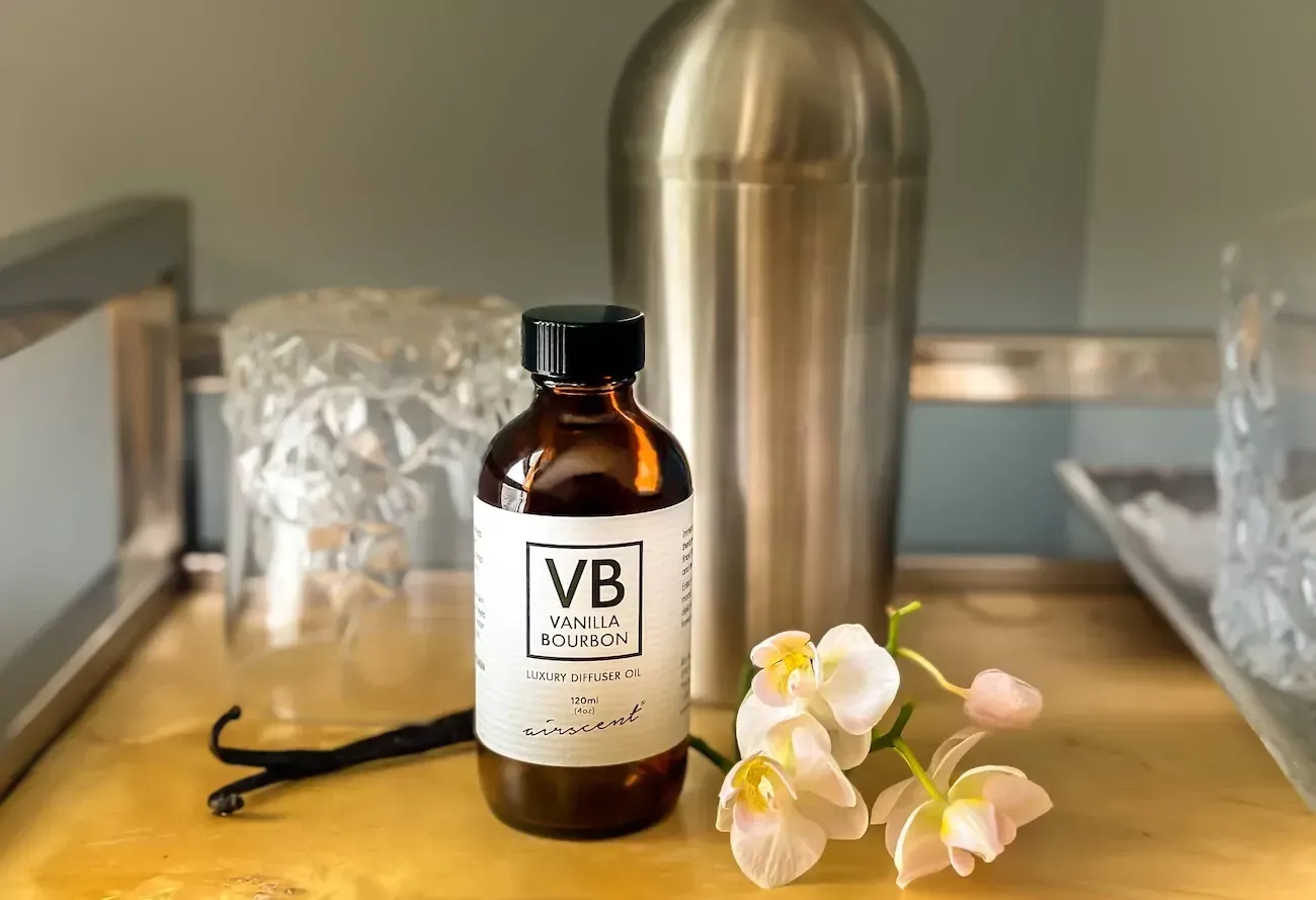 Vanilla Bourbon diffuser oil with vanilla stick