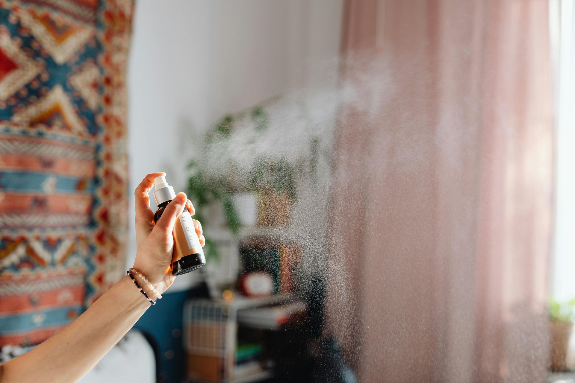 5 Game-Changing Crafting Oils For Room And Linen Sprays