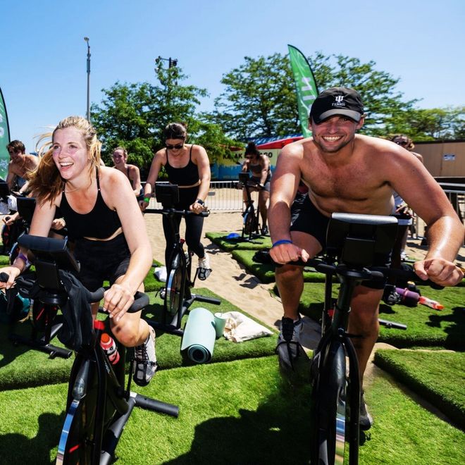 Ourdoor Spin Classes at the Beach in Chicago