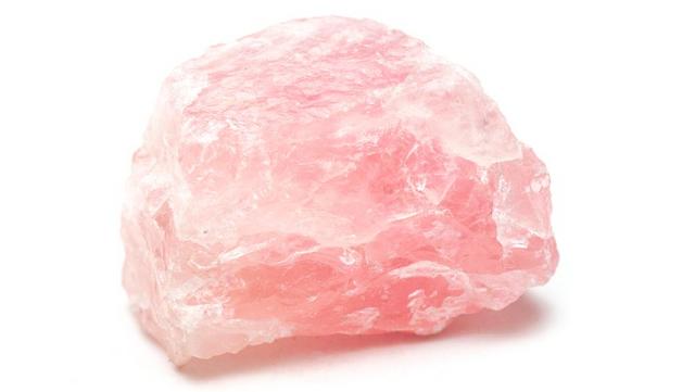 โรสควอตซ์ (Rose Quartz) หินมงคลเสริมรัก