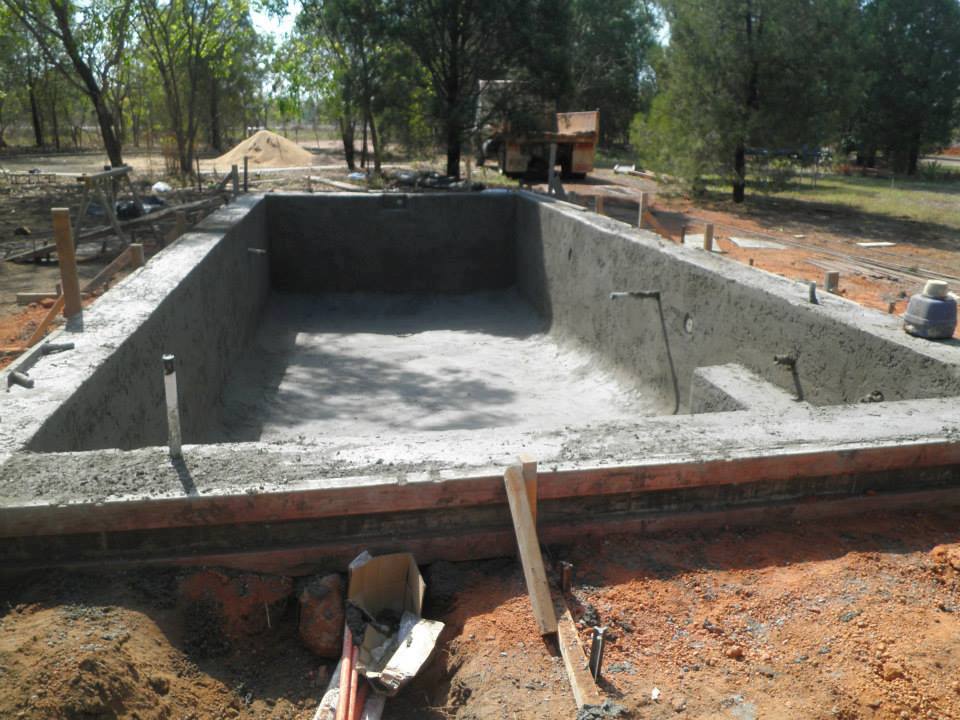 Concrete outdoor swimming pool — Custom commercial, residential & equine pools In Darwin, NT