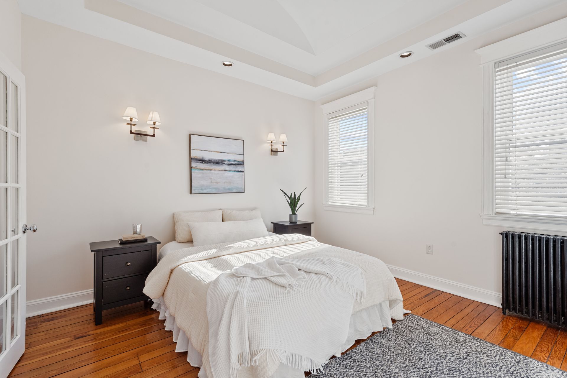 115 S Clinton St - Bedroom