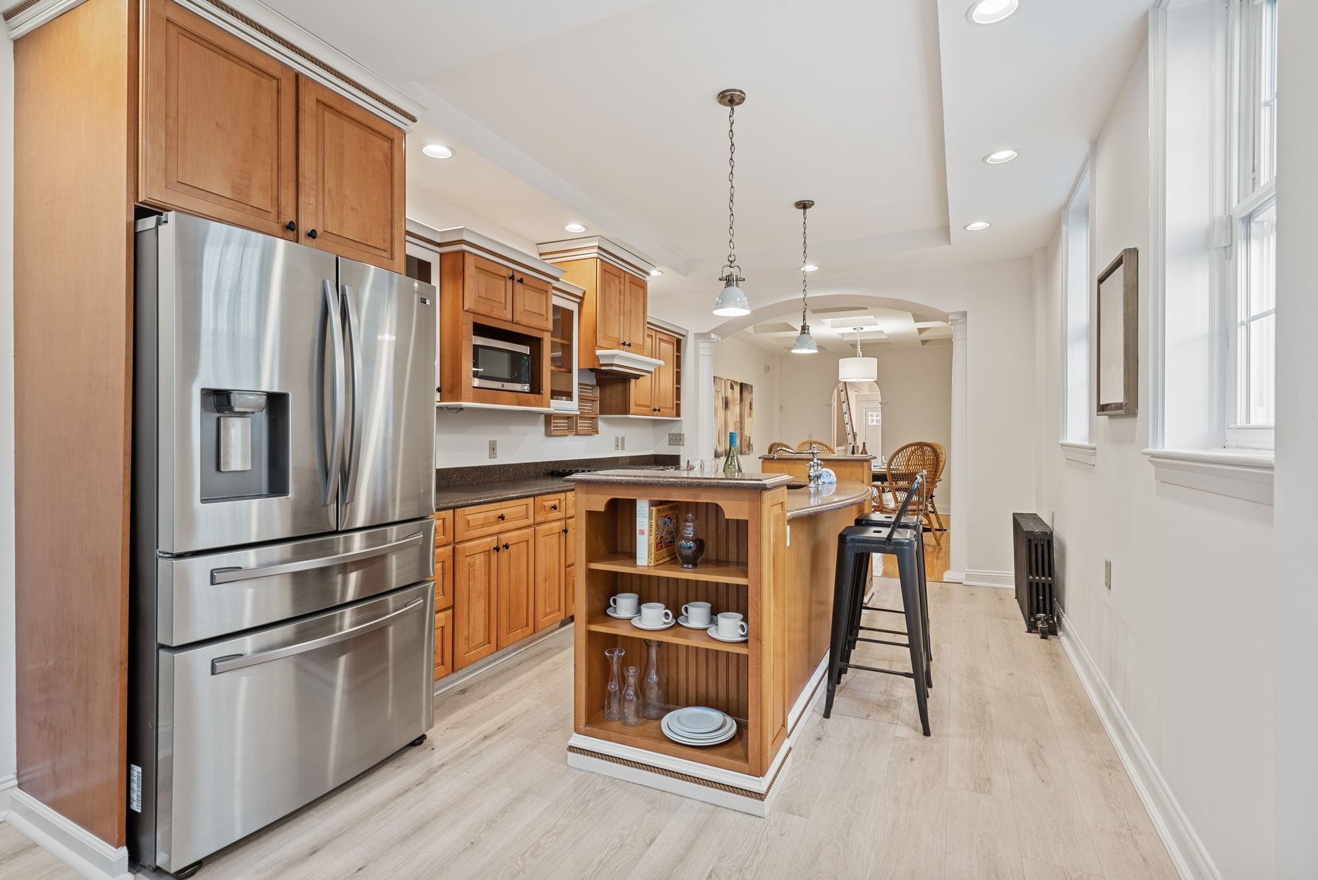 115 S Clinton St - Kitchen Area