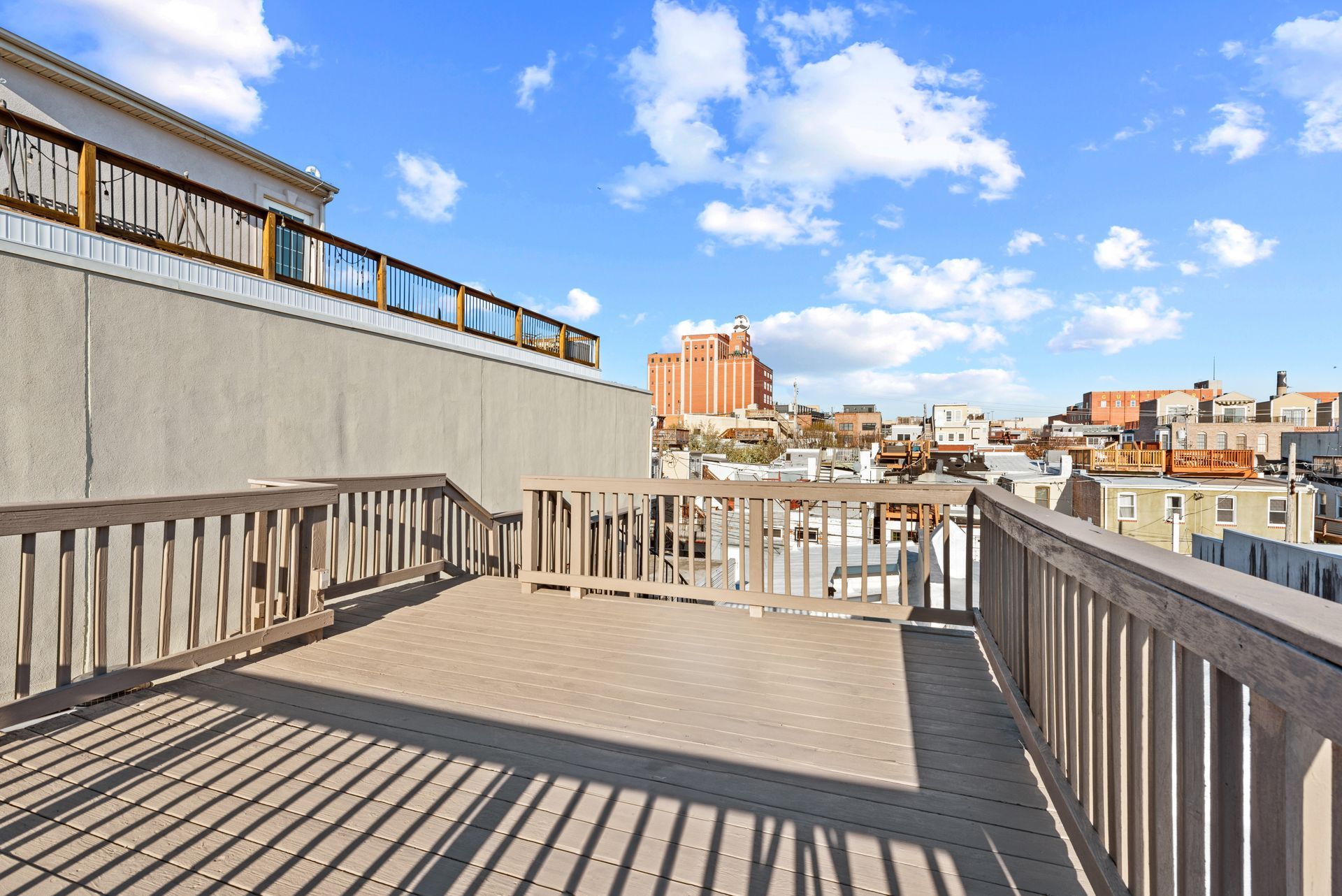 115 S Clinton St - Rooftop Deck