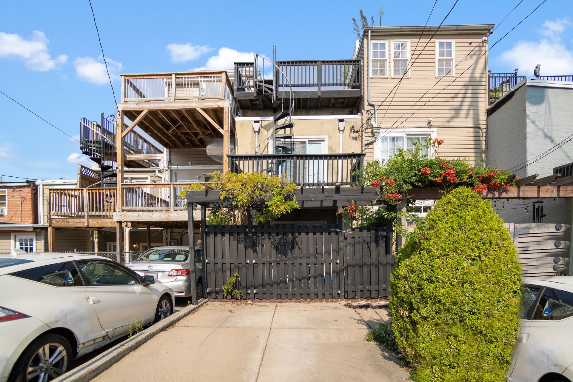 1450 Henry St. Backyard