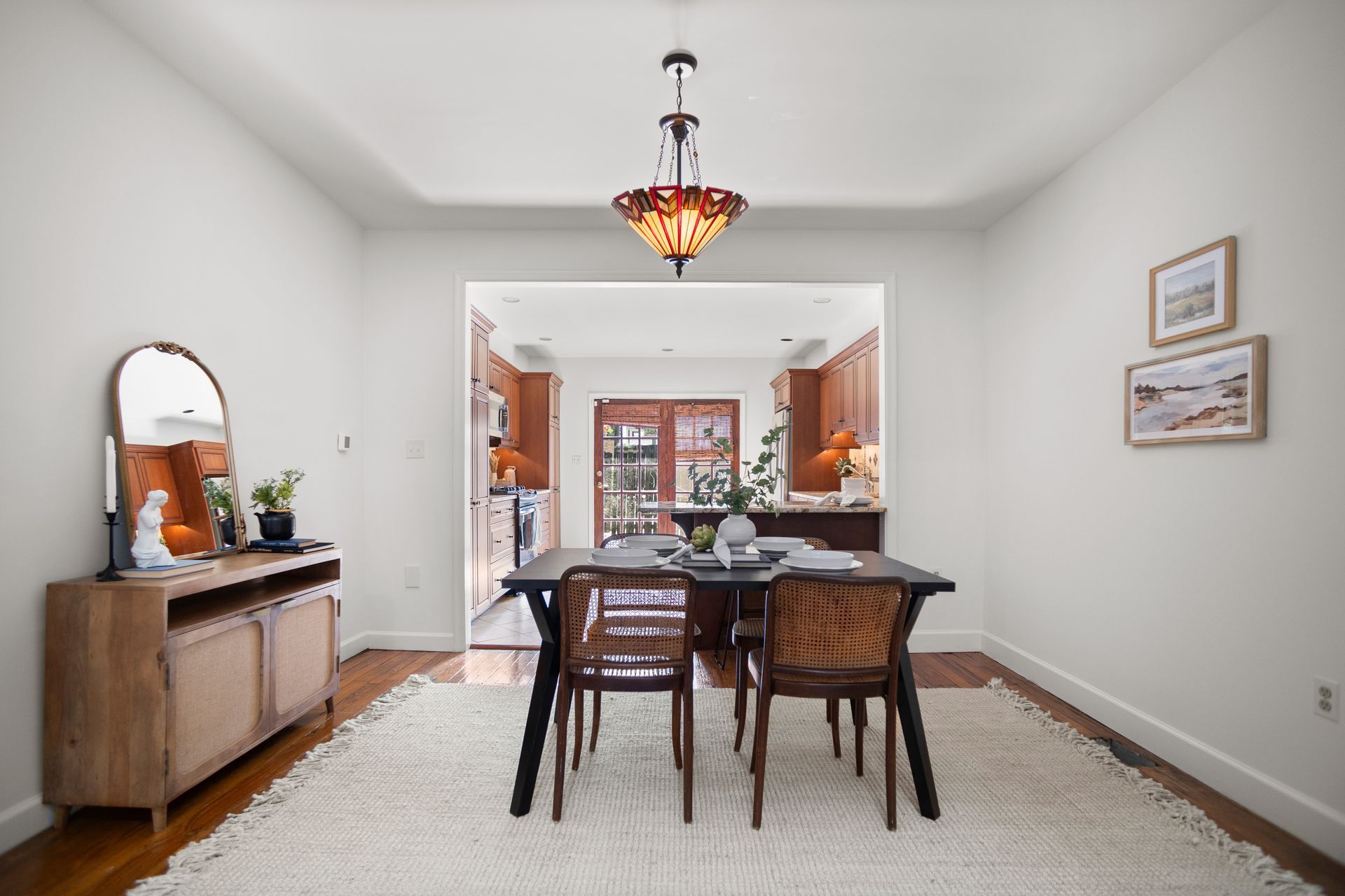 1450 Henry St. Dinning Room