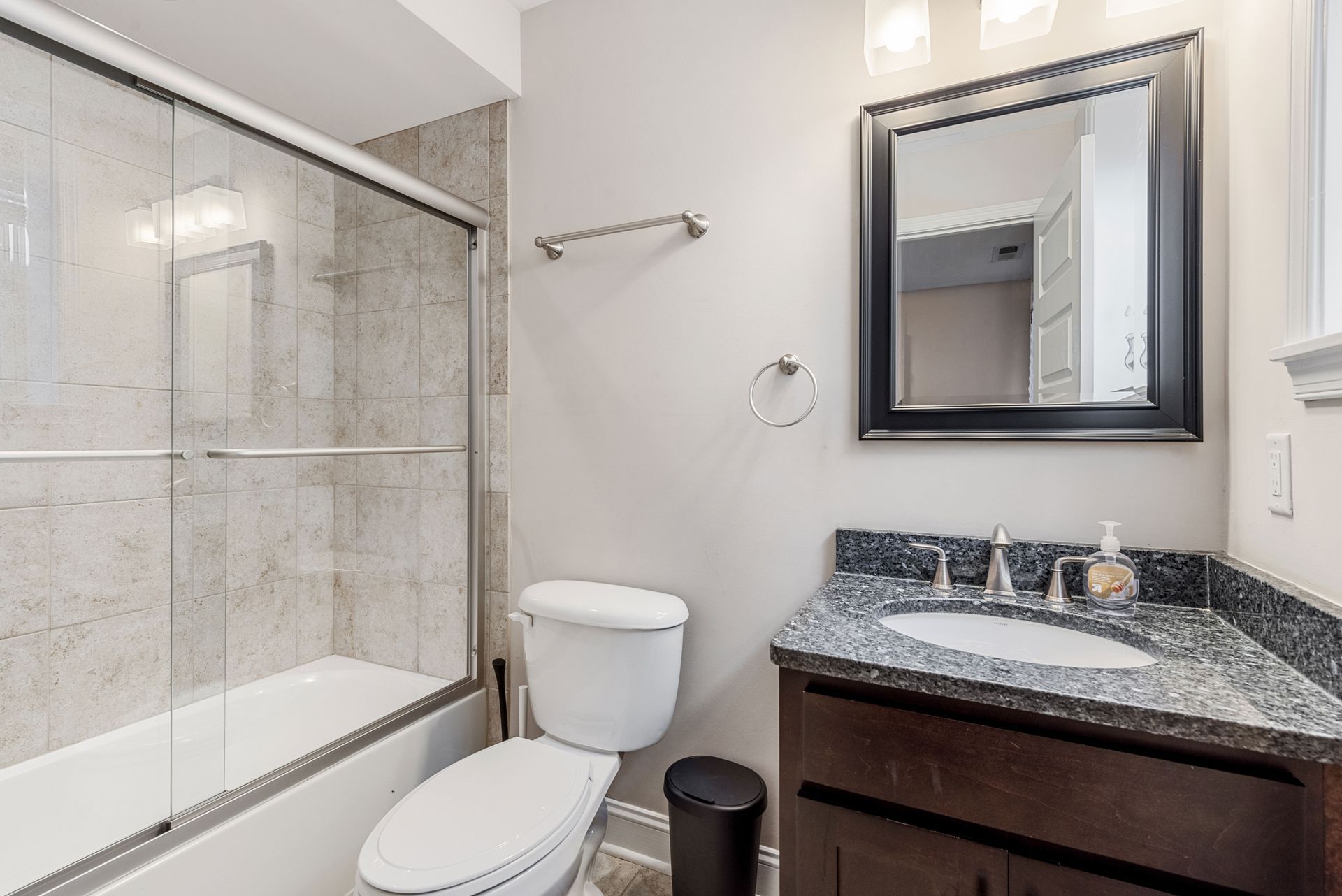 2103 Gough St - Bathroom 2
