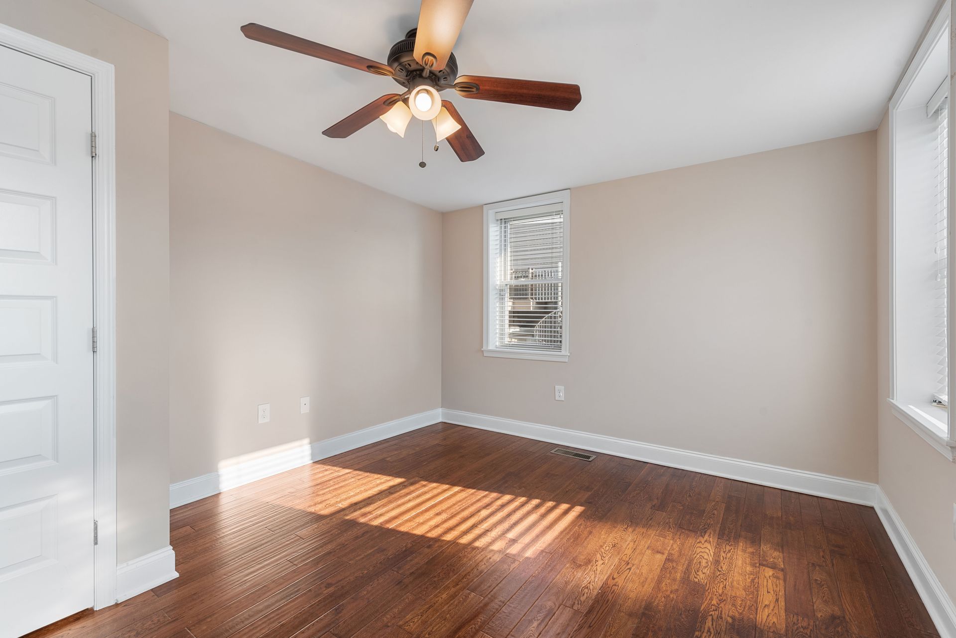 2103 Gough St - Bedroom 1