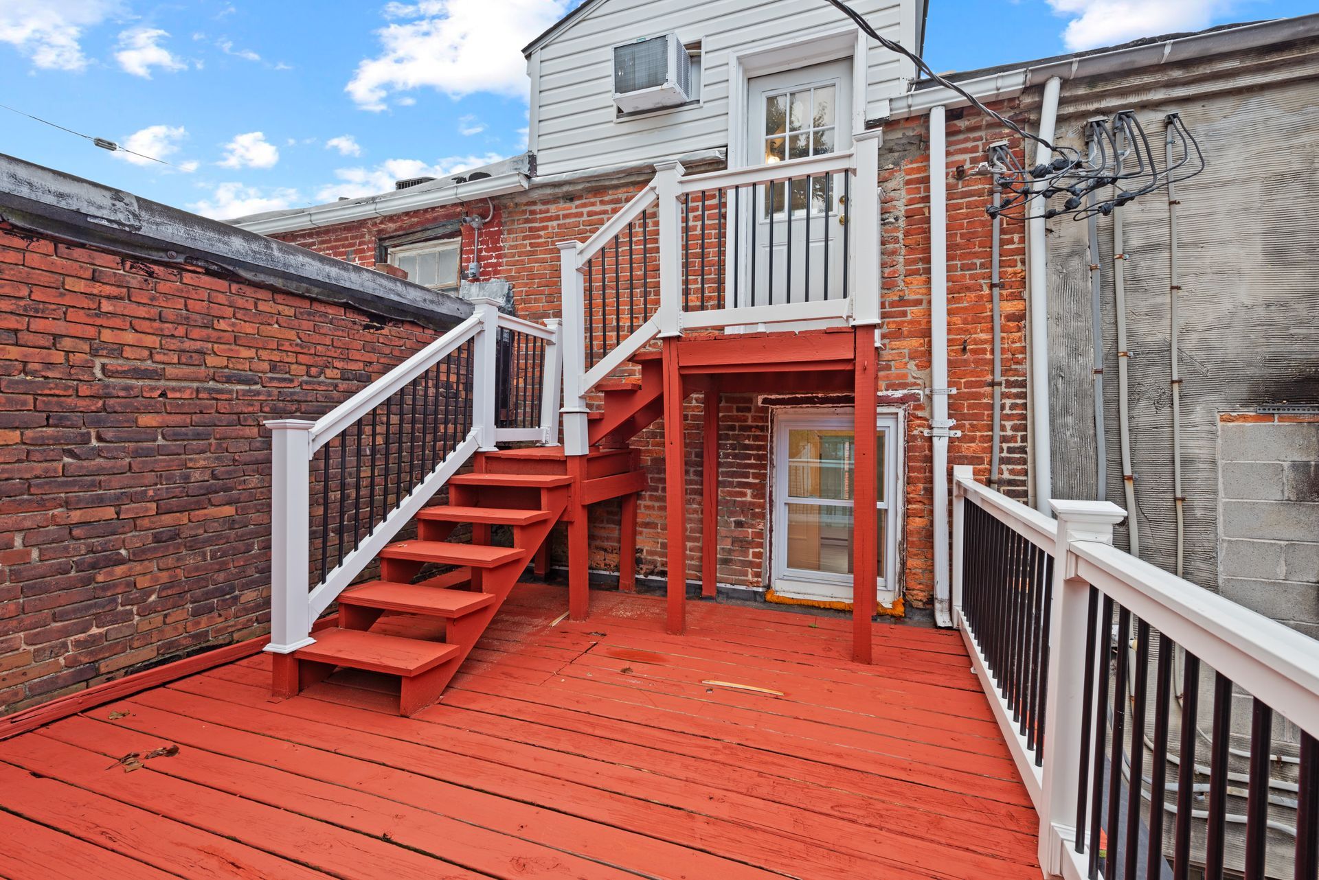 217 Penn St Rooftop Deck