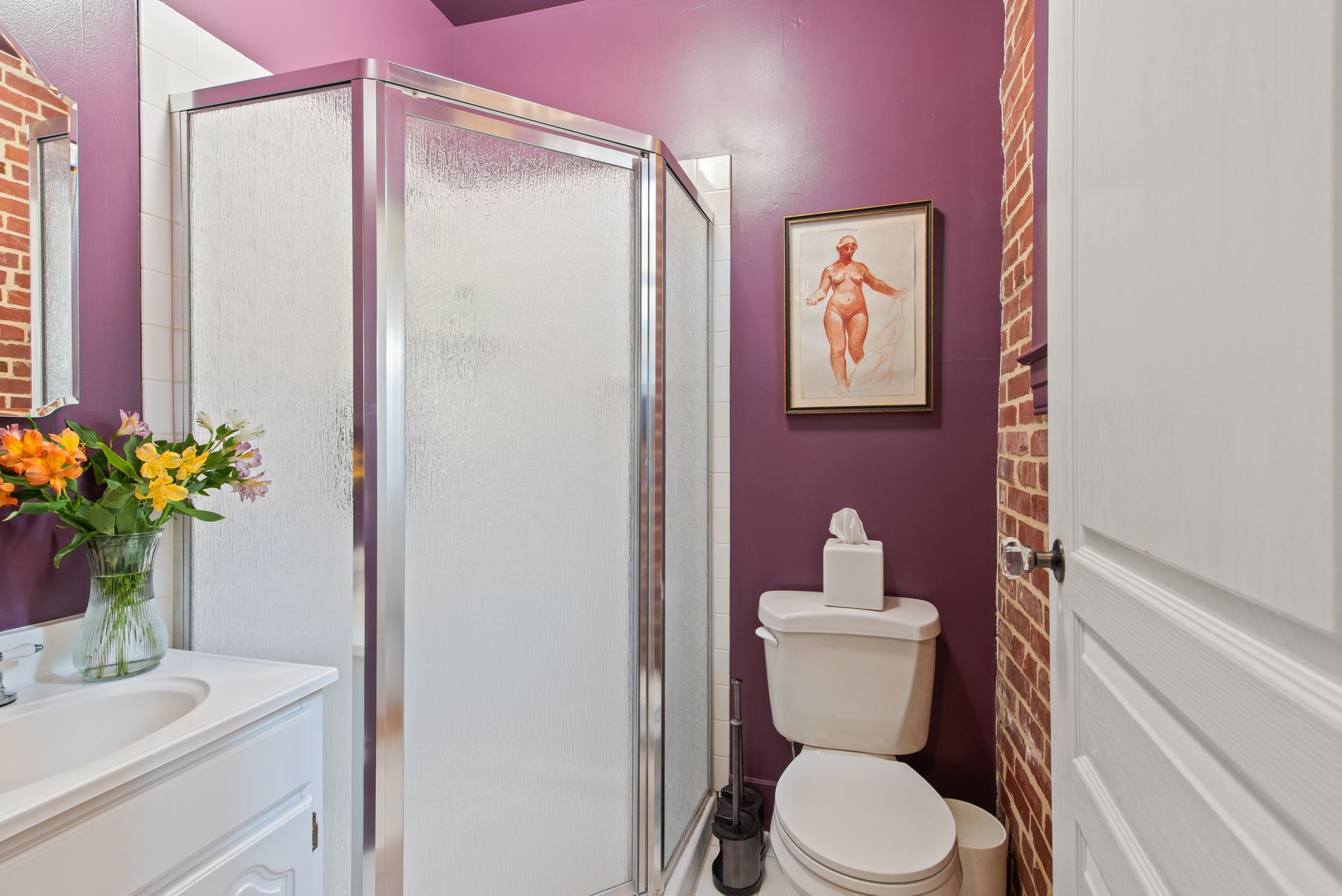 2901 Fait Ave Bathroom