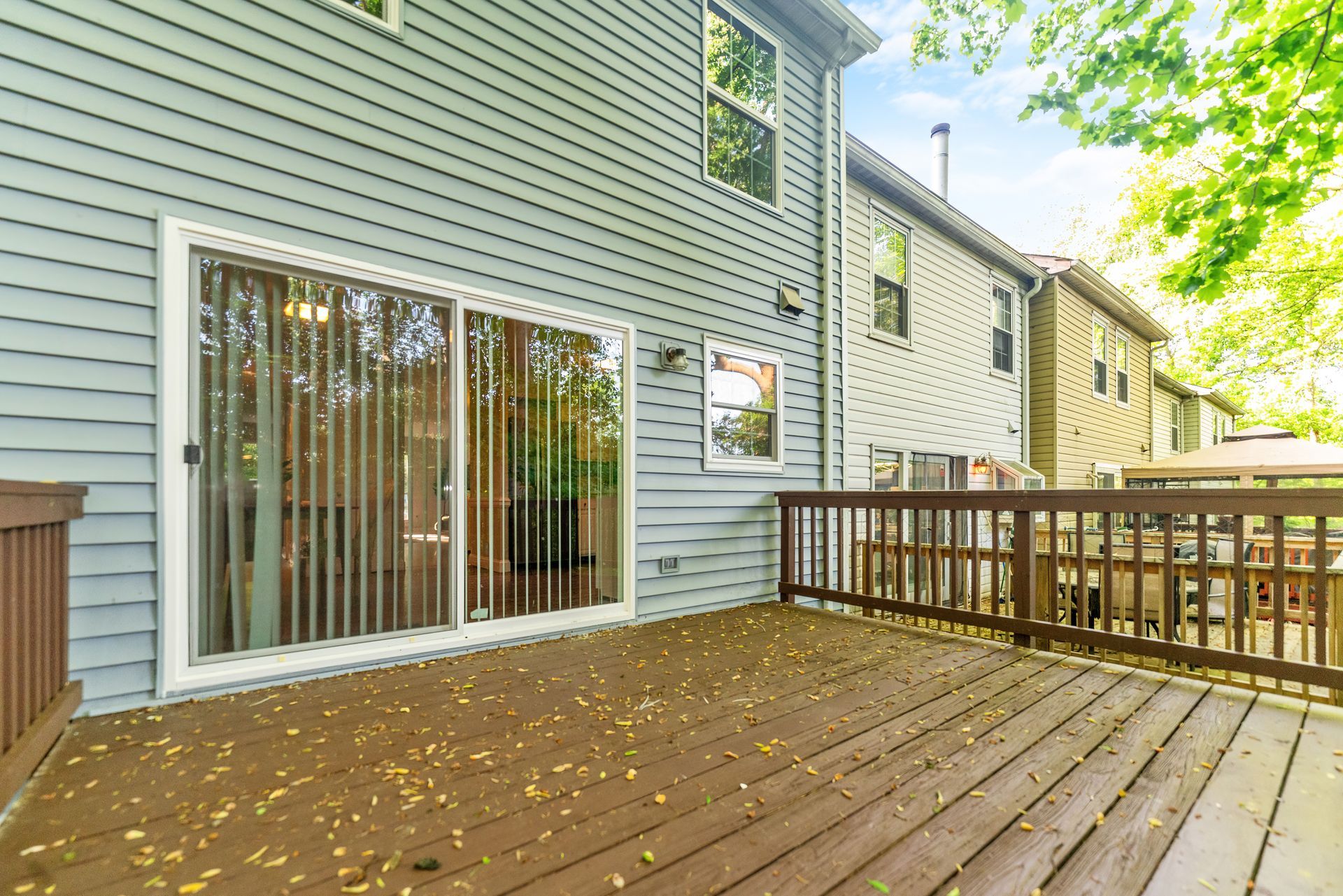 8856 Stonebrook Ln. Back Deck