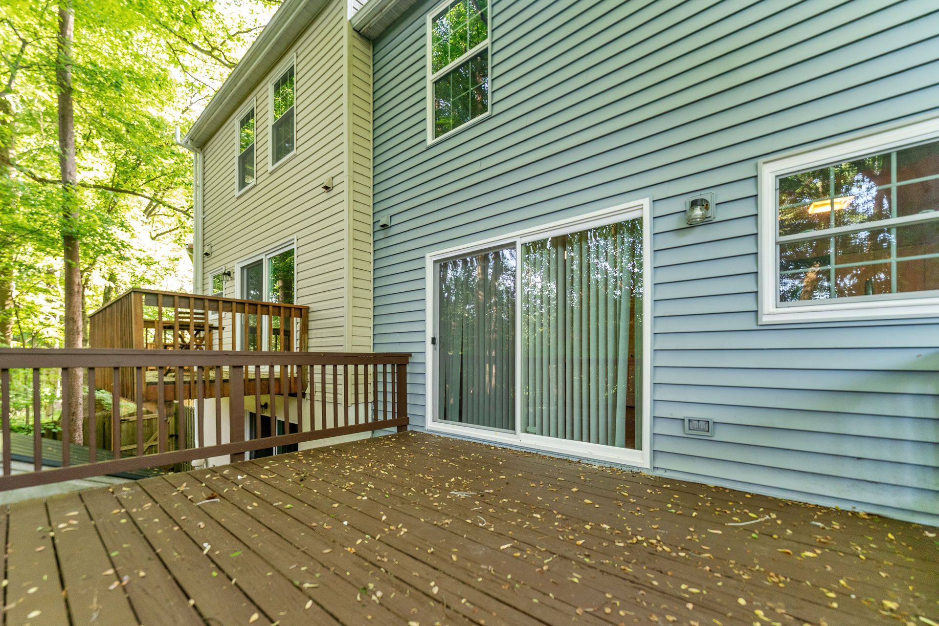 8856 Stonebrook Ln. Back Deck