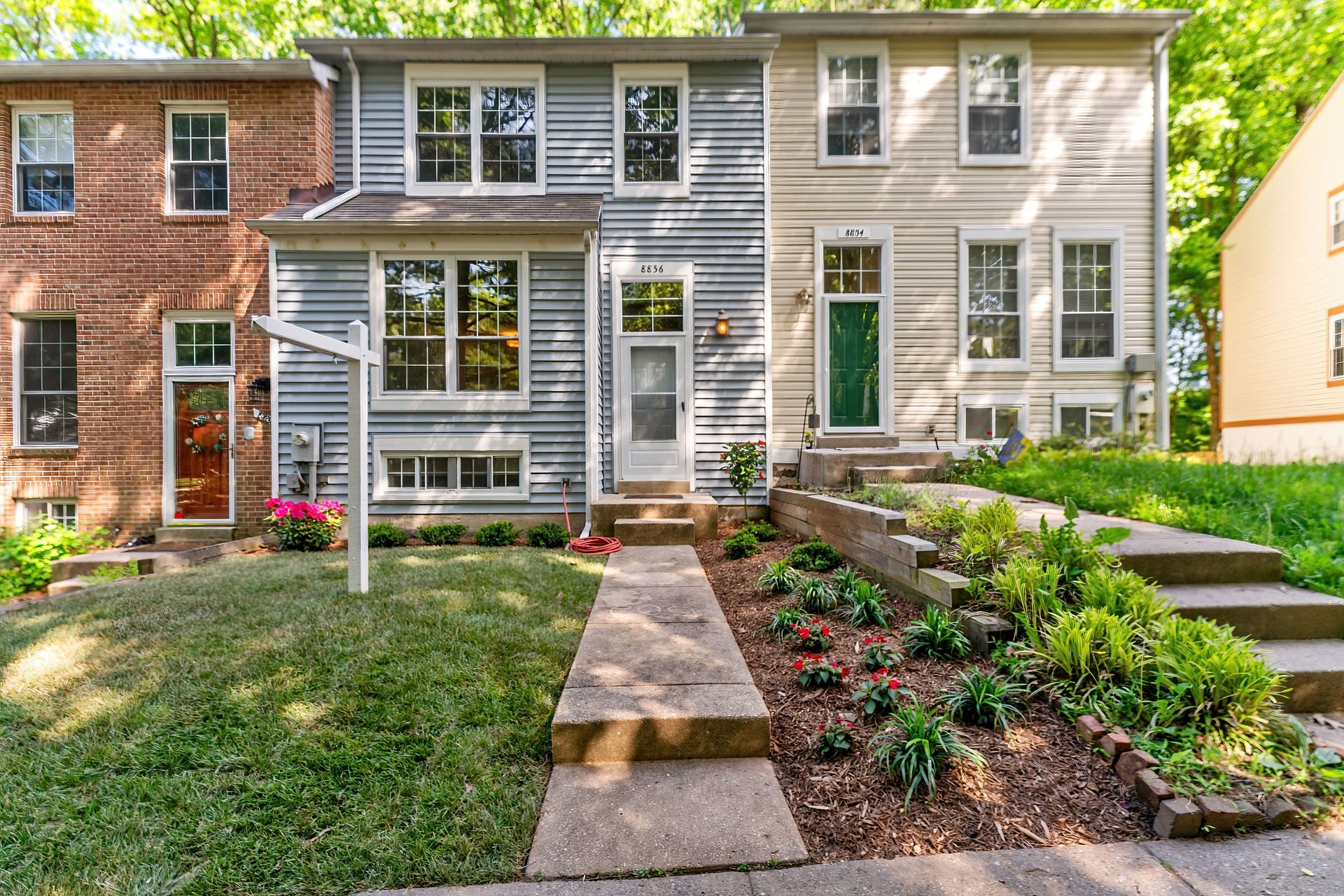 8856 Stonebrook Ln, Columbia, MD 21046 Front Yard View