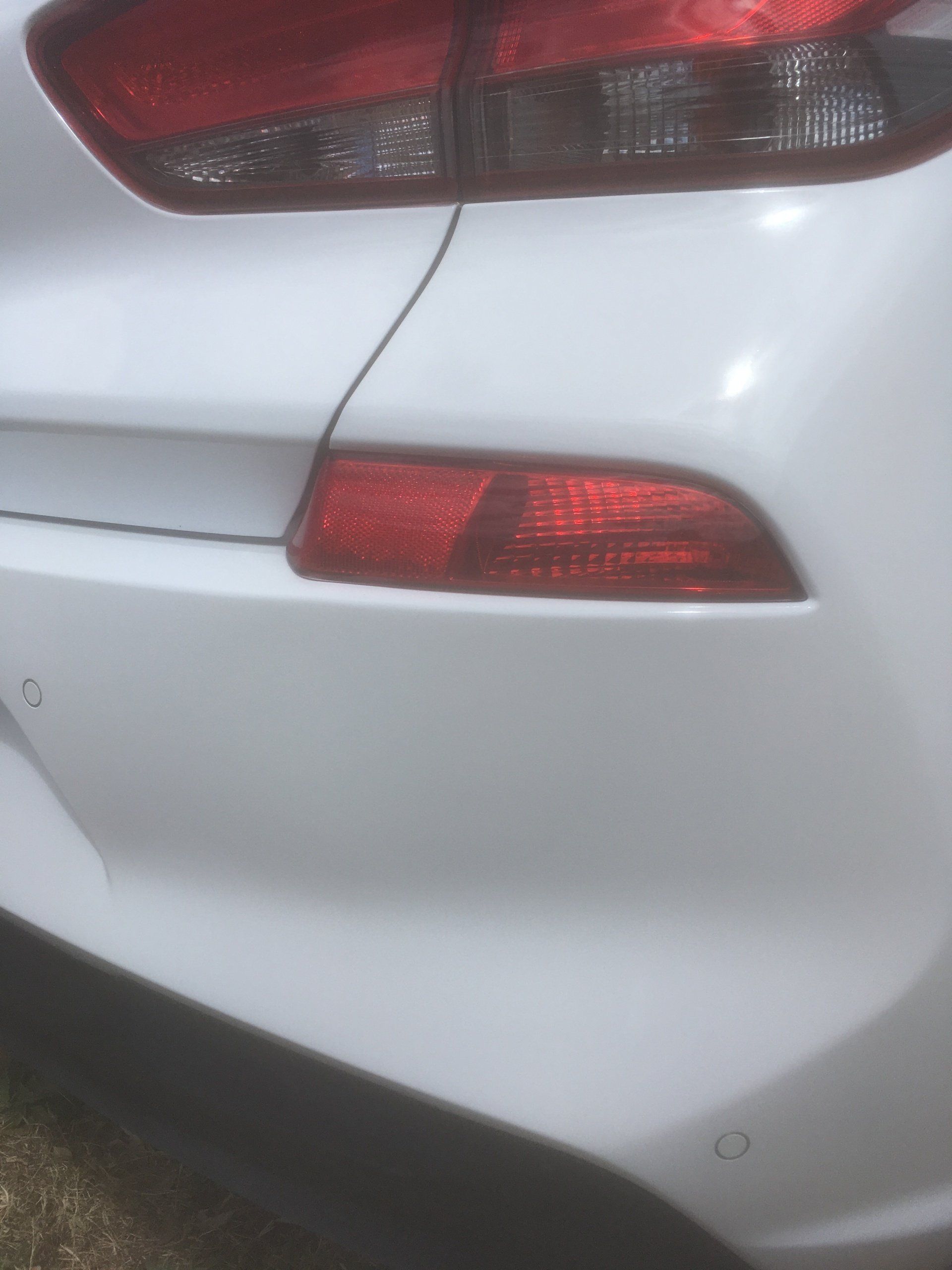 fixed tail light