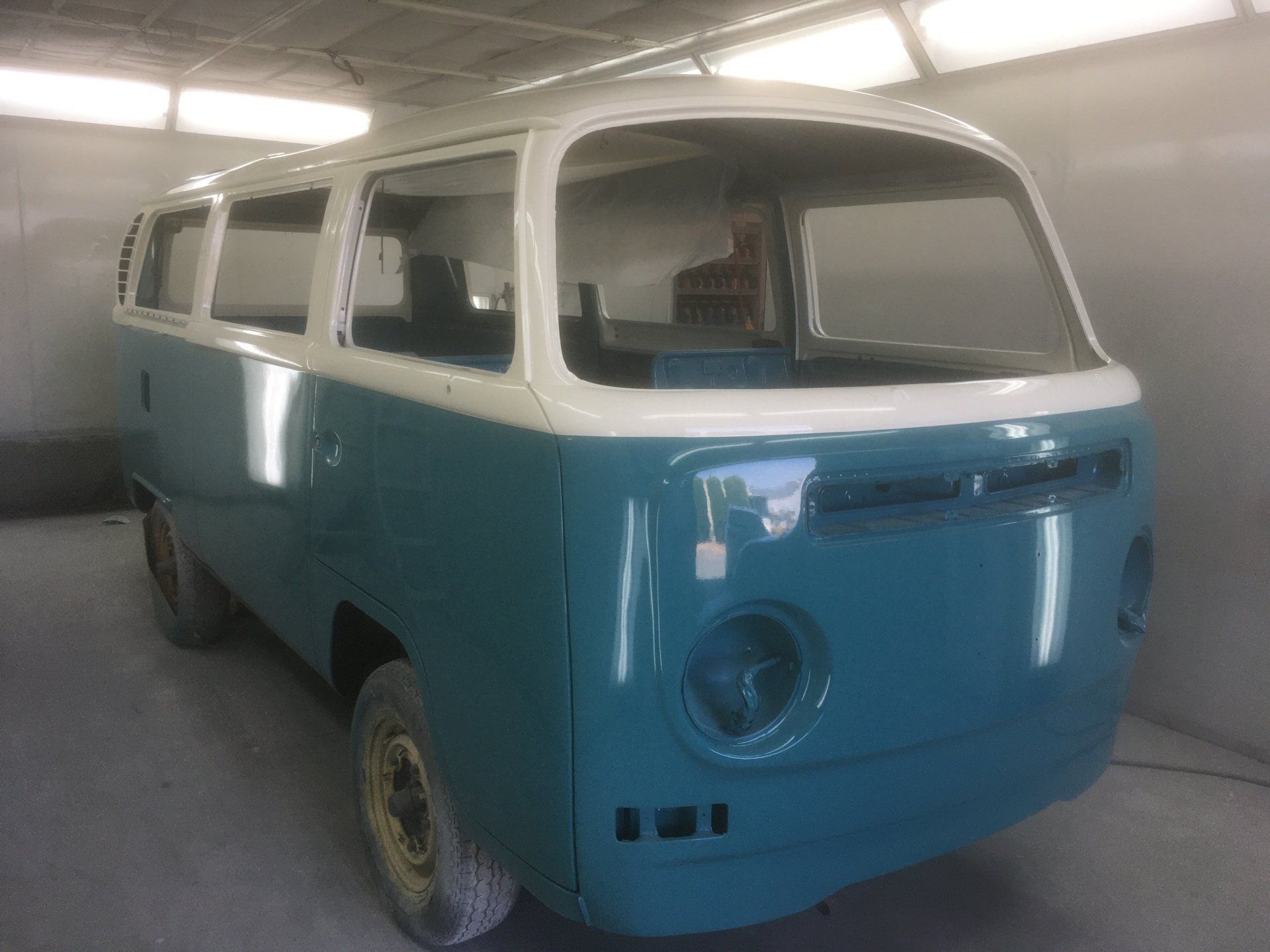 mini van spray painting