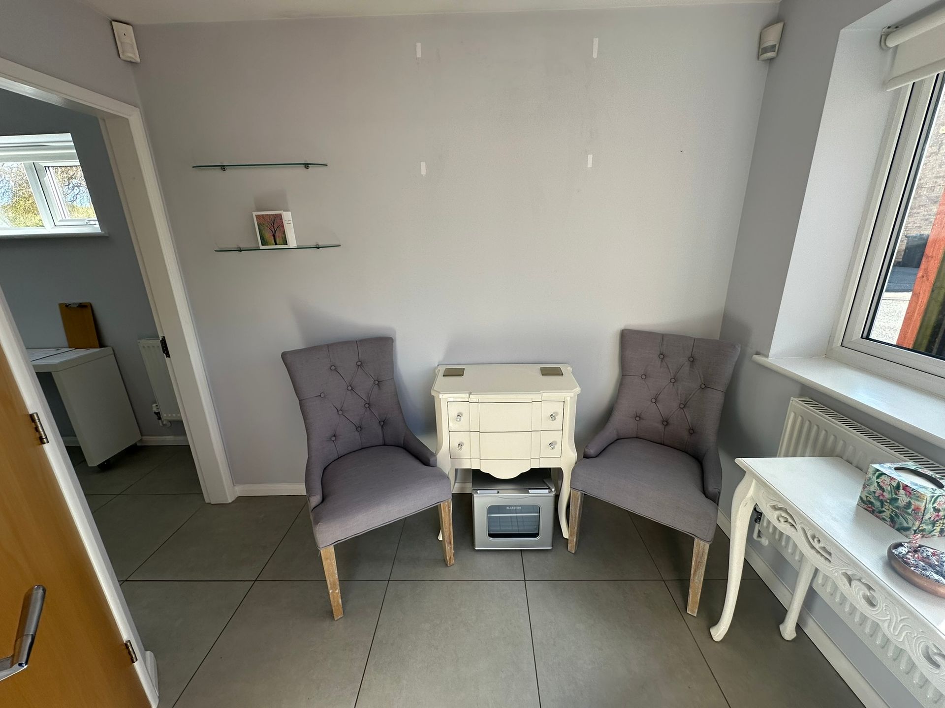 Happy Ears Ear Wax Removal West Bridgford Clinic waiting room