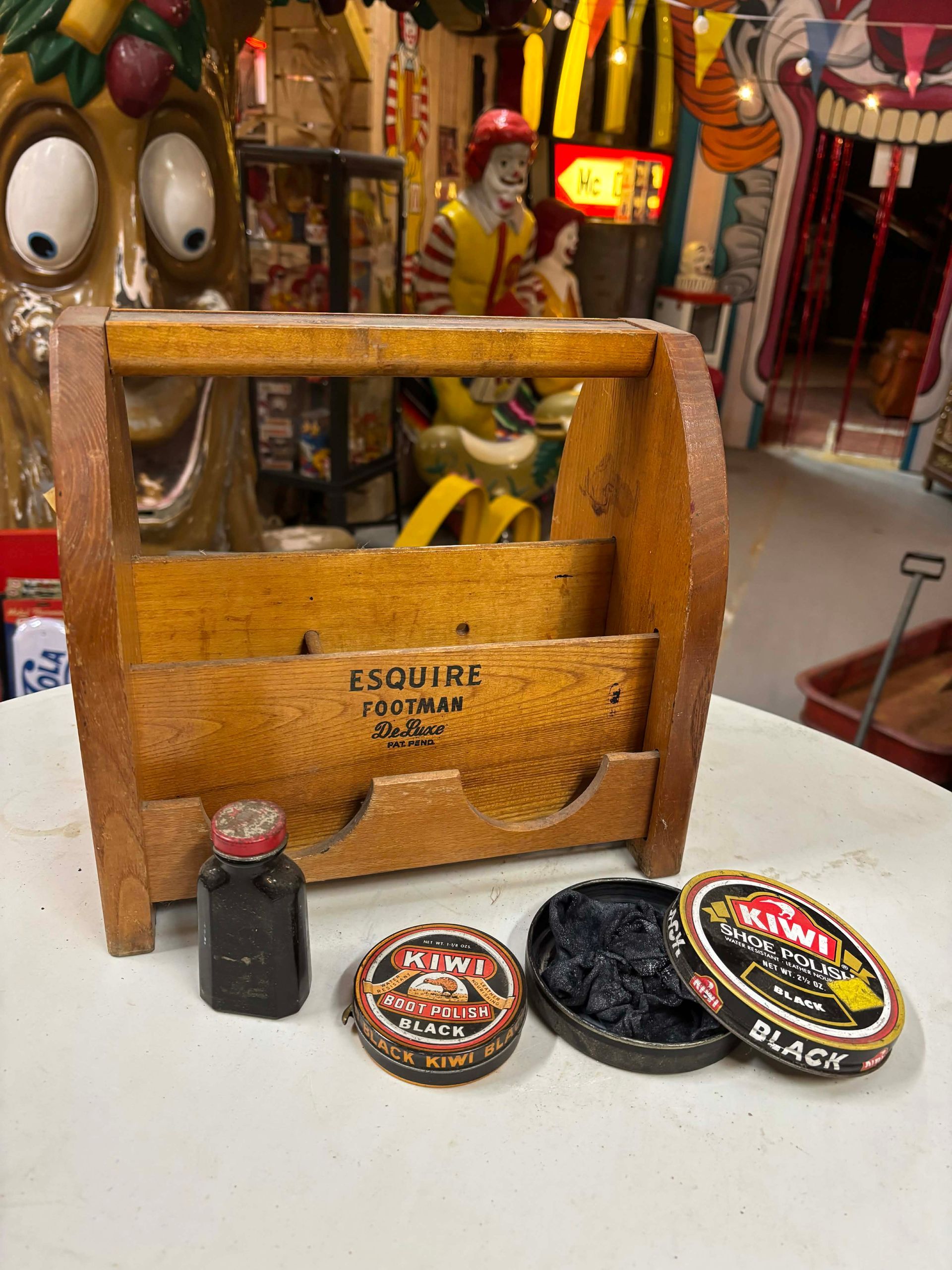 Coffret de Cirage Ancien – ESQUIRE FOOTMAN De Luxe – Bois – USA – Années 1940–1950