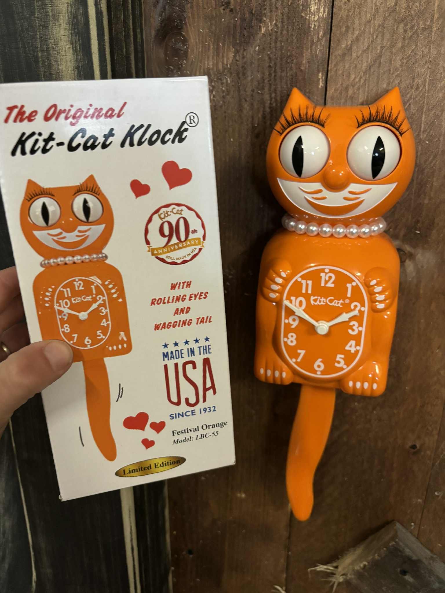 Kit-Cat Klock – Festival Orange Lady Édition Limitée