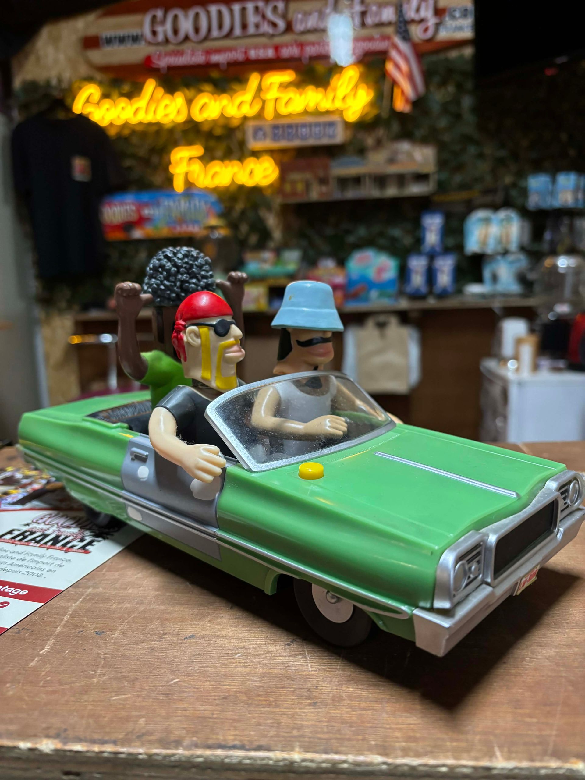Voiture Lowrider avec figurines – Vintage style West Coast