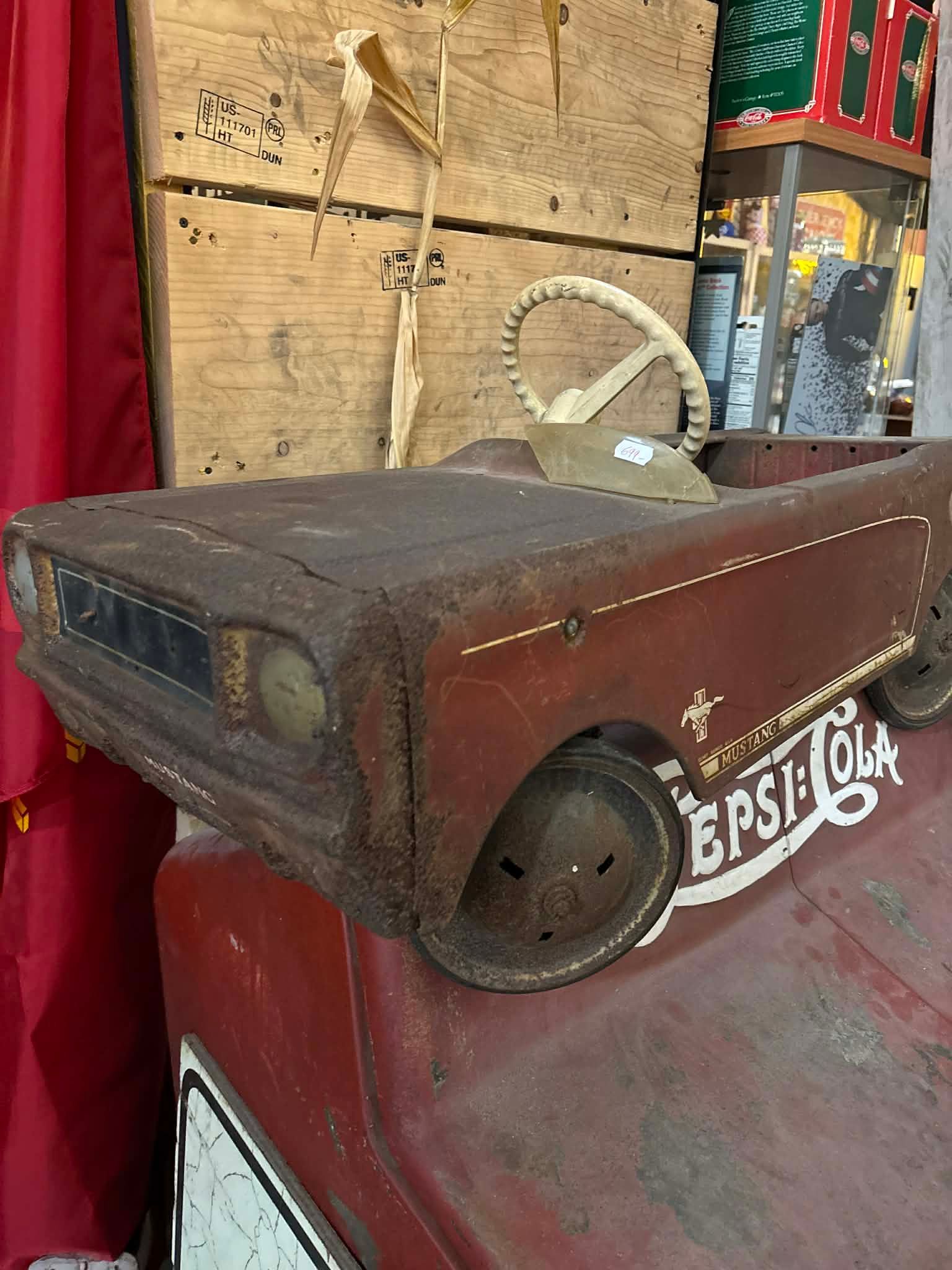 Voiture à pédales ancienne – Ford Mustang USA – Authentique – Dans son jus d’origine