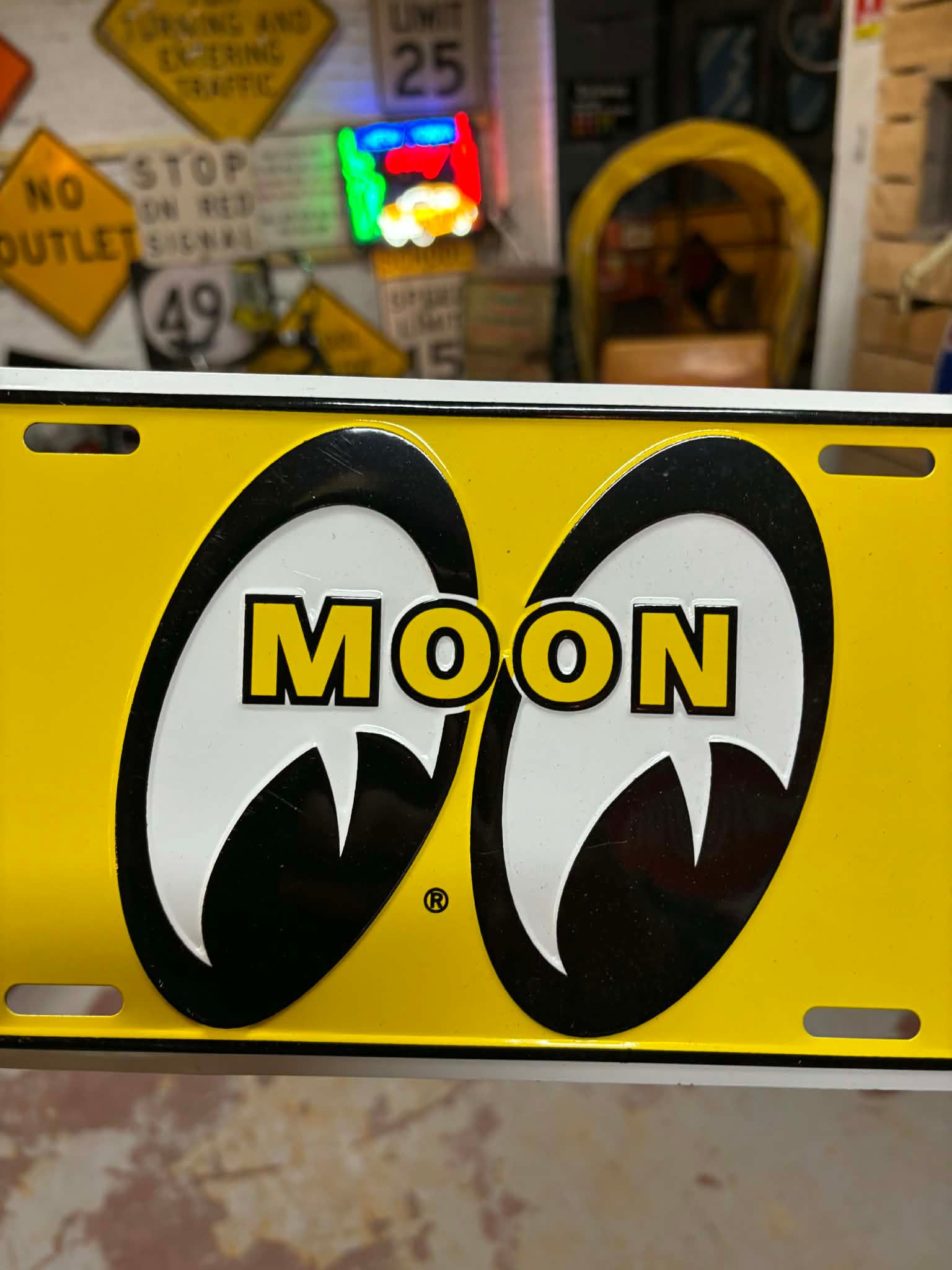 Plaque déco officielle MOON Eyes