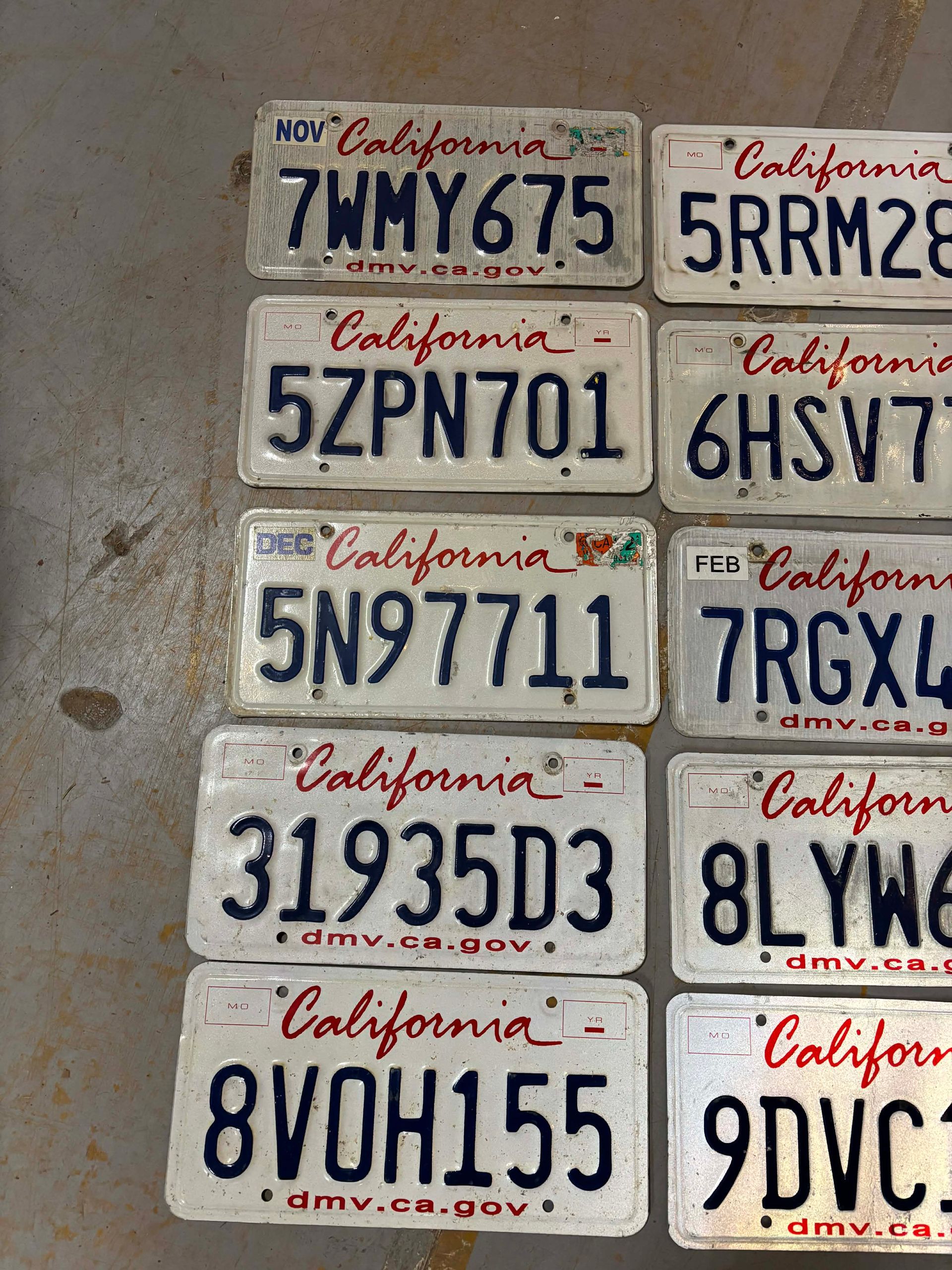Lot de plaques d’immatriculation Californie – USA