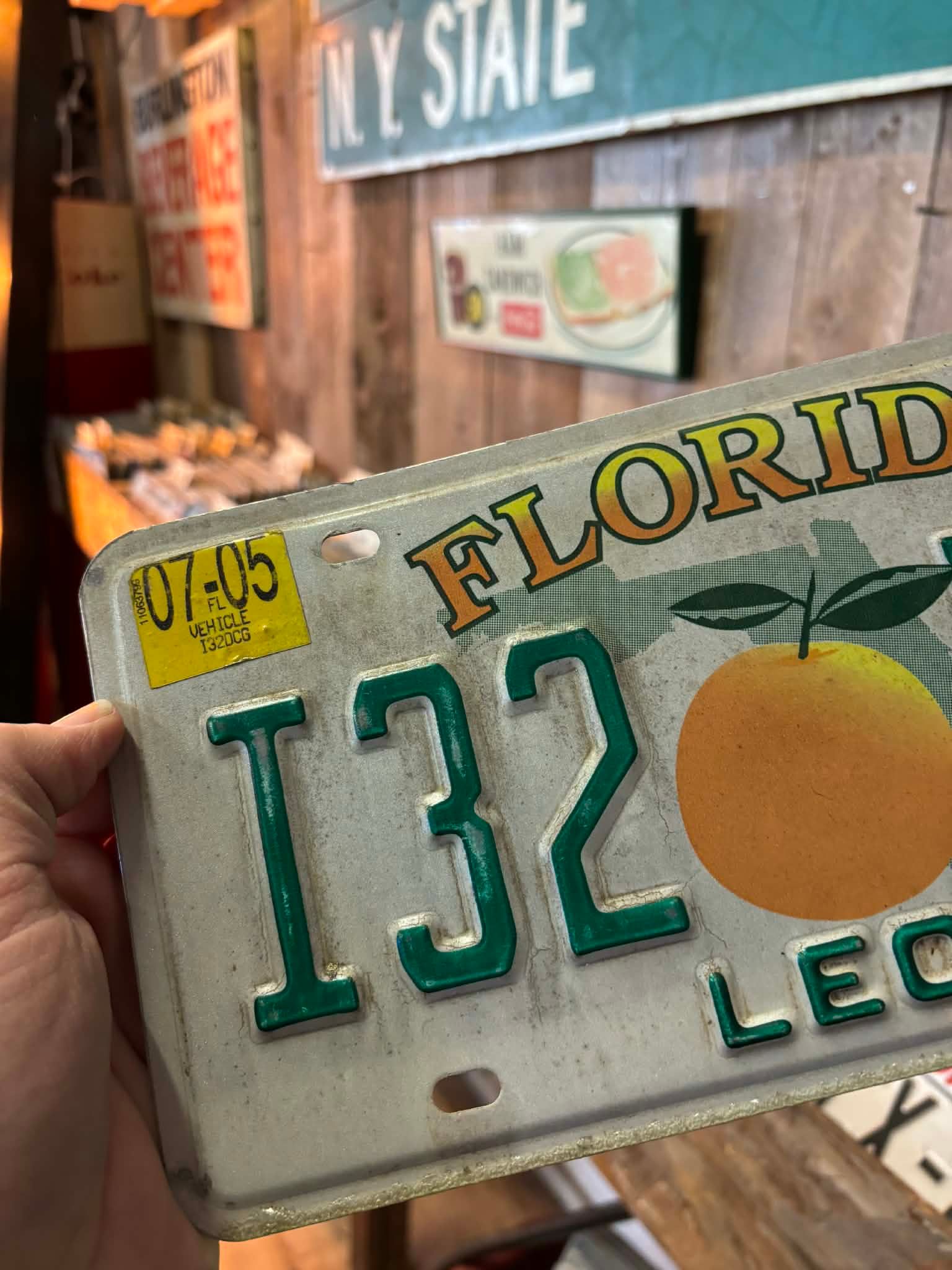 Plaque d’immatriculation US authentique – Florida “I32 DCG”