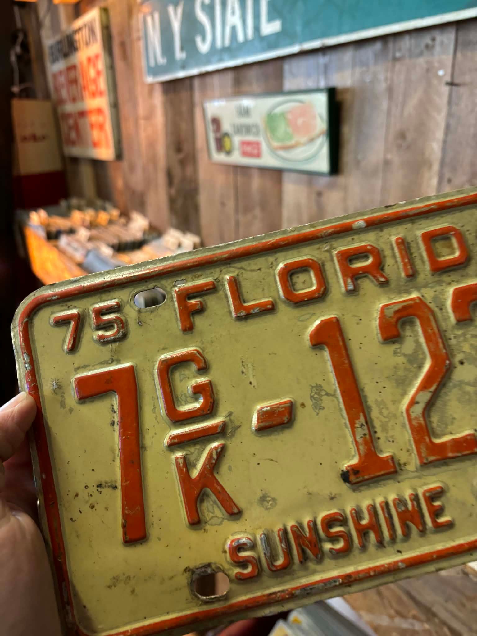 Plaque d’immatriculation US authentique – Florida 1975 “7G-12352”