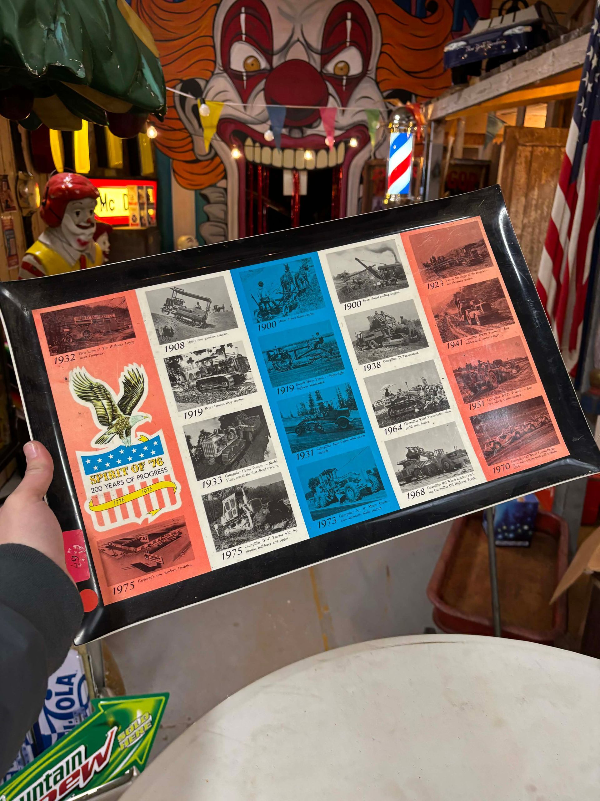 Plateau décoratif vintage industriel – Spirit of ’76 / Caterpillar