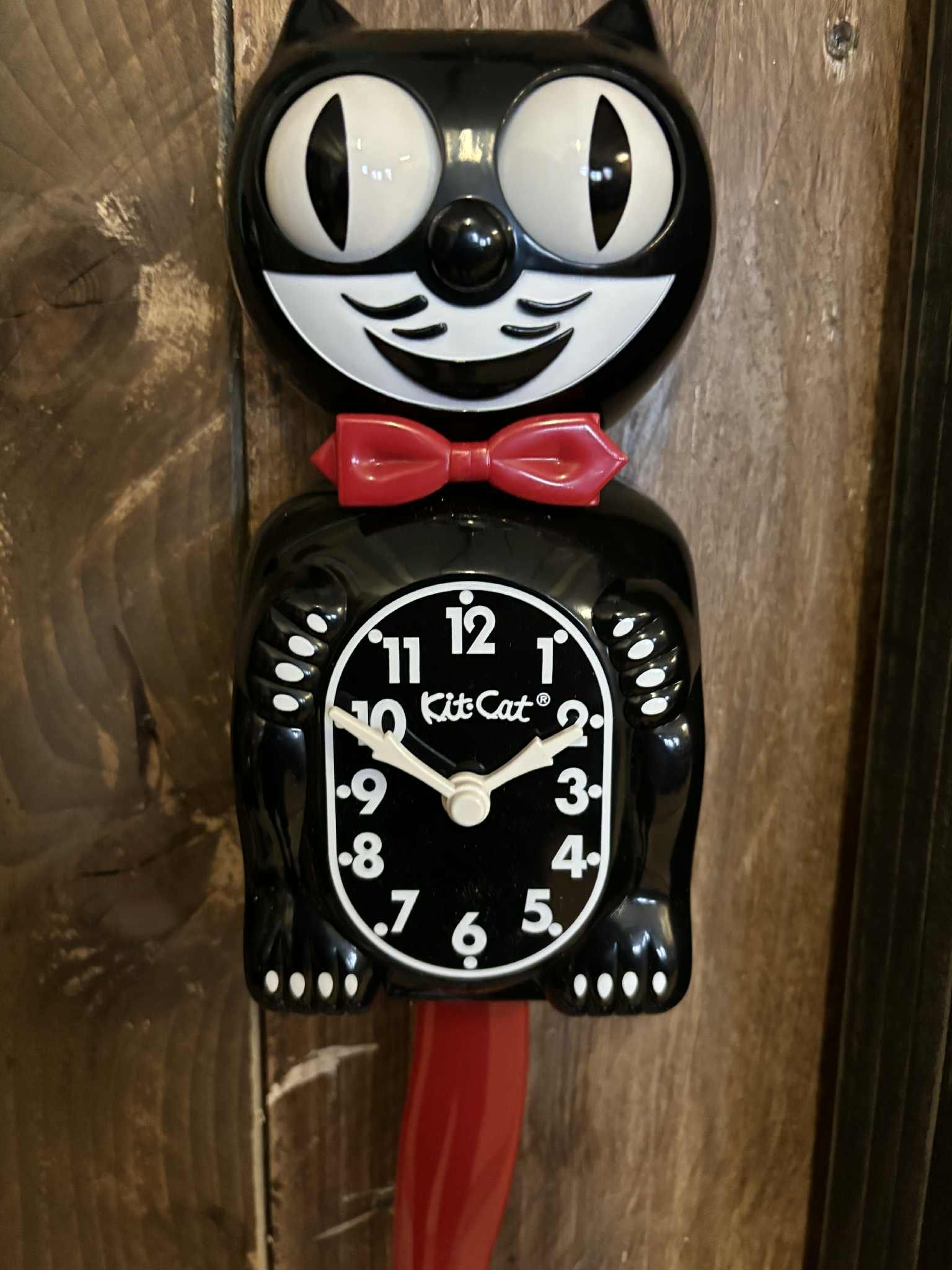 Kit cat Klock Crimson royale