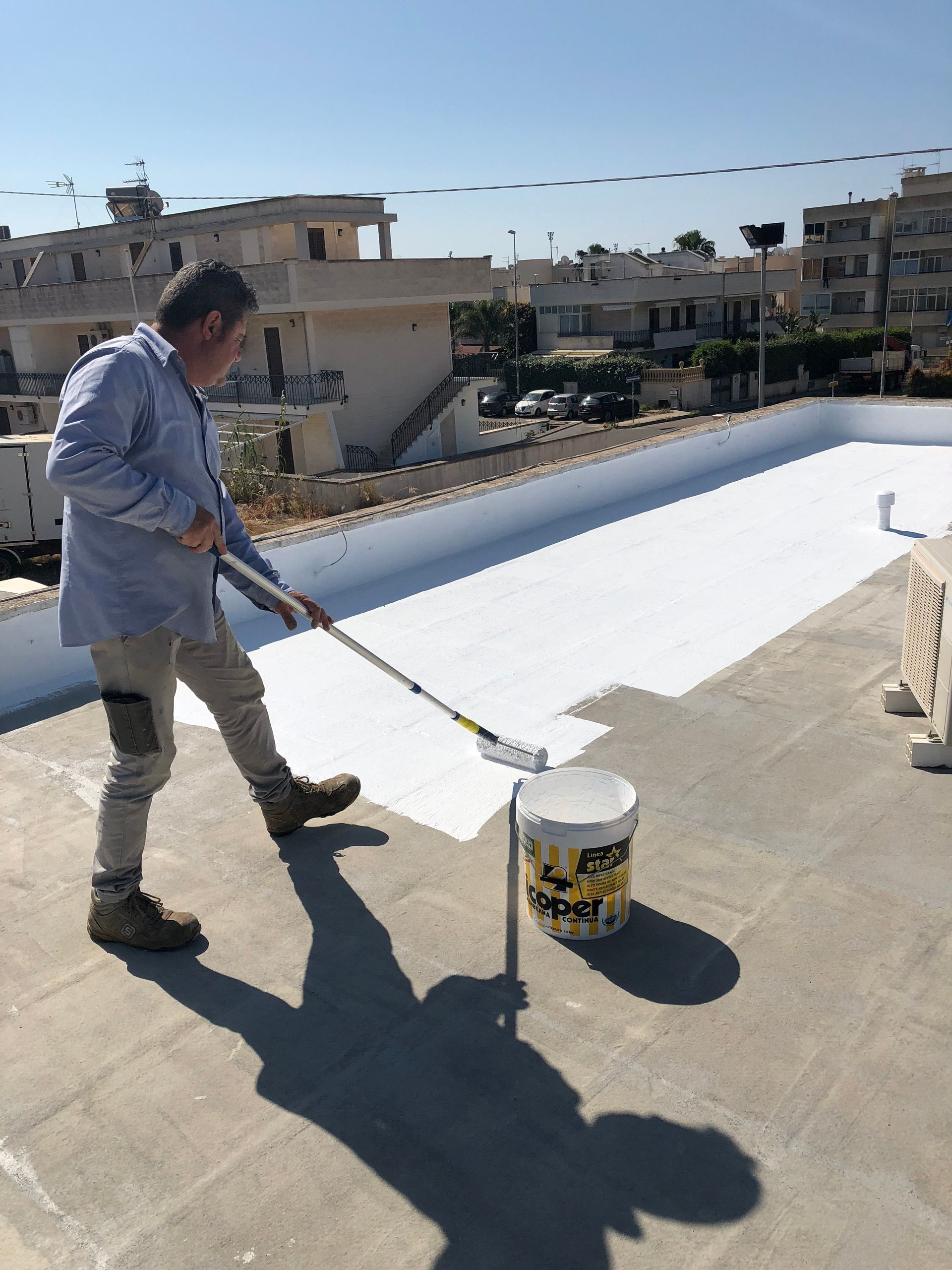 IMPERMEABILIZZAZIONE E RISPARMIO ENERGETICO CON IL SISTEMA TERMORIFLETTENTE