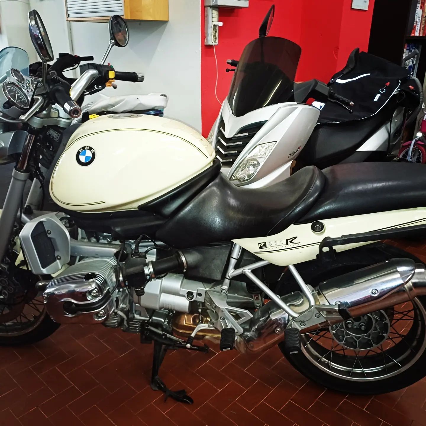 vendita scooter e moto usate garantite Genova