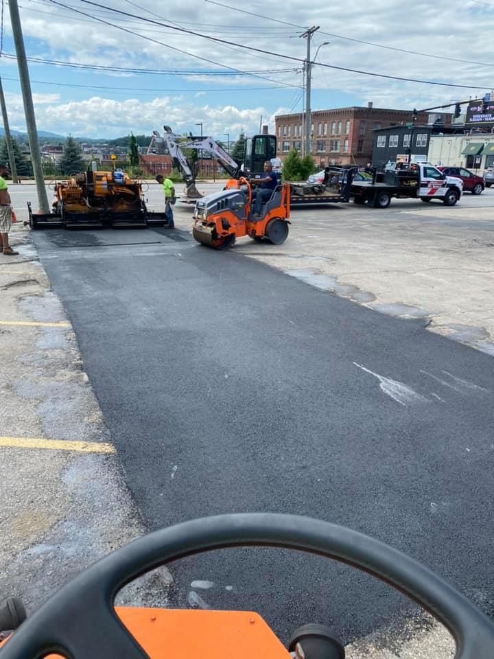 Resurfacing Experts | Manchester, NH | Tarmac Paving