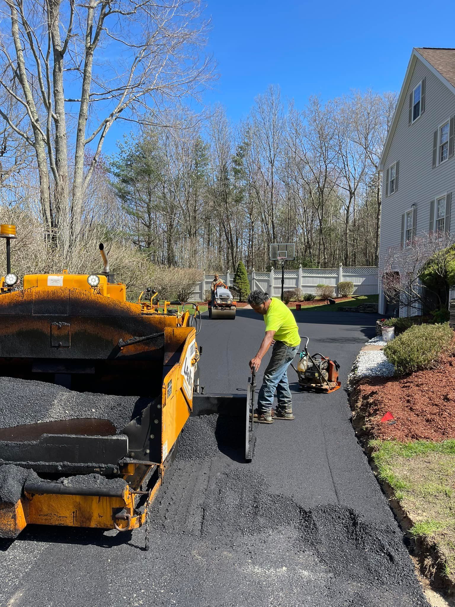 Experienced Contractors | Manchester, NH | Tarmac Paving