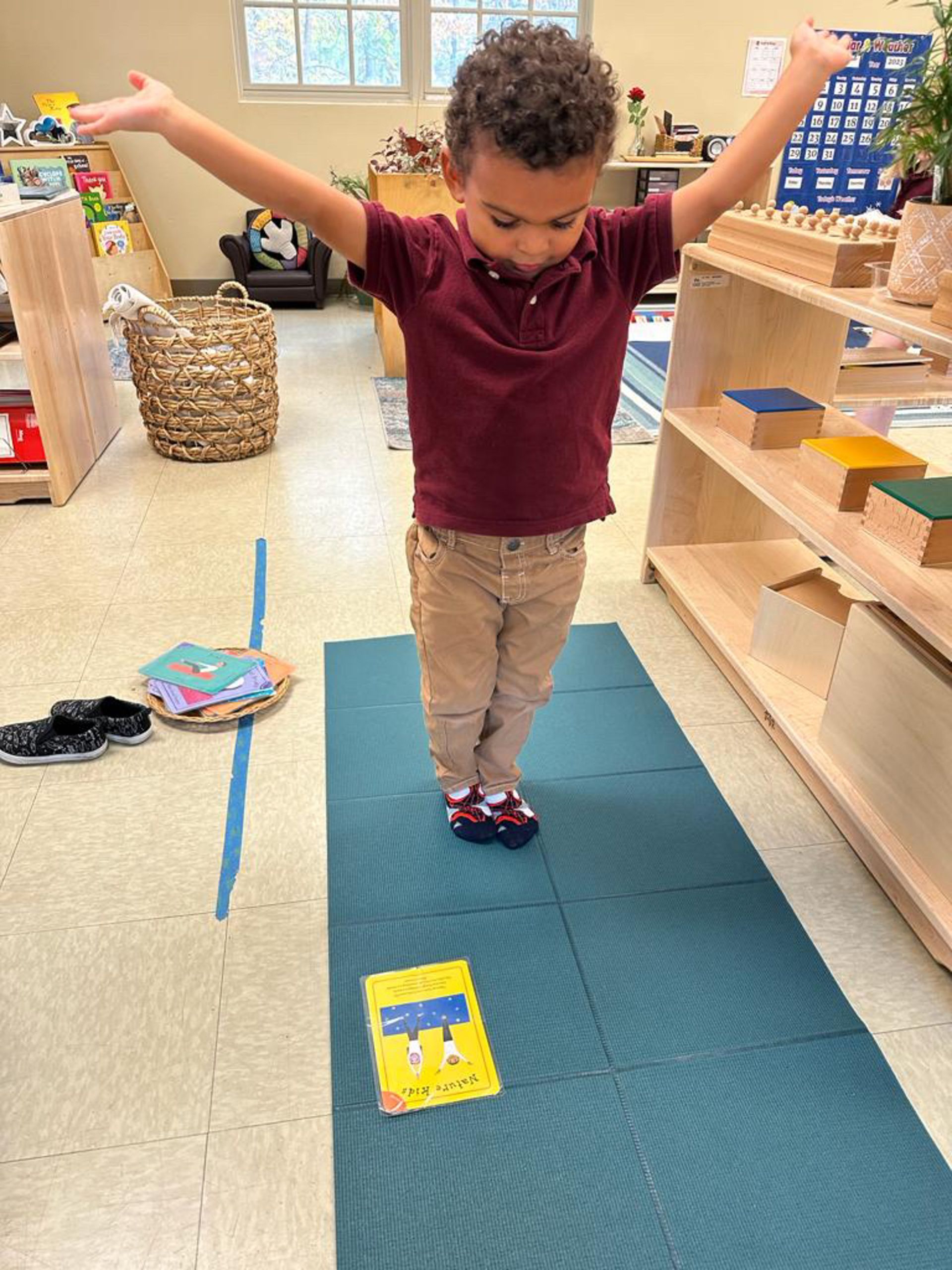 montessori primary child